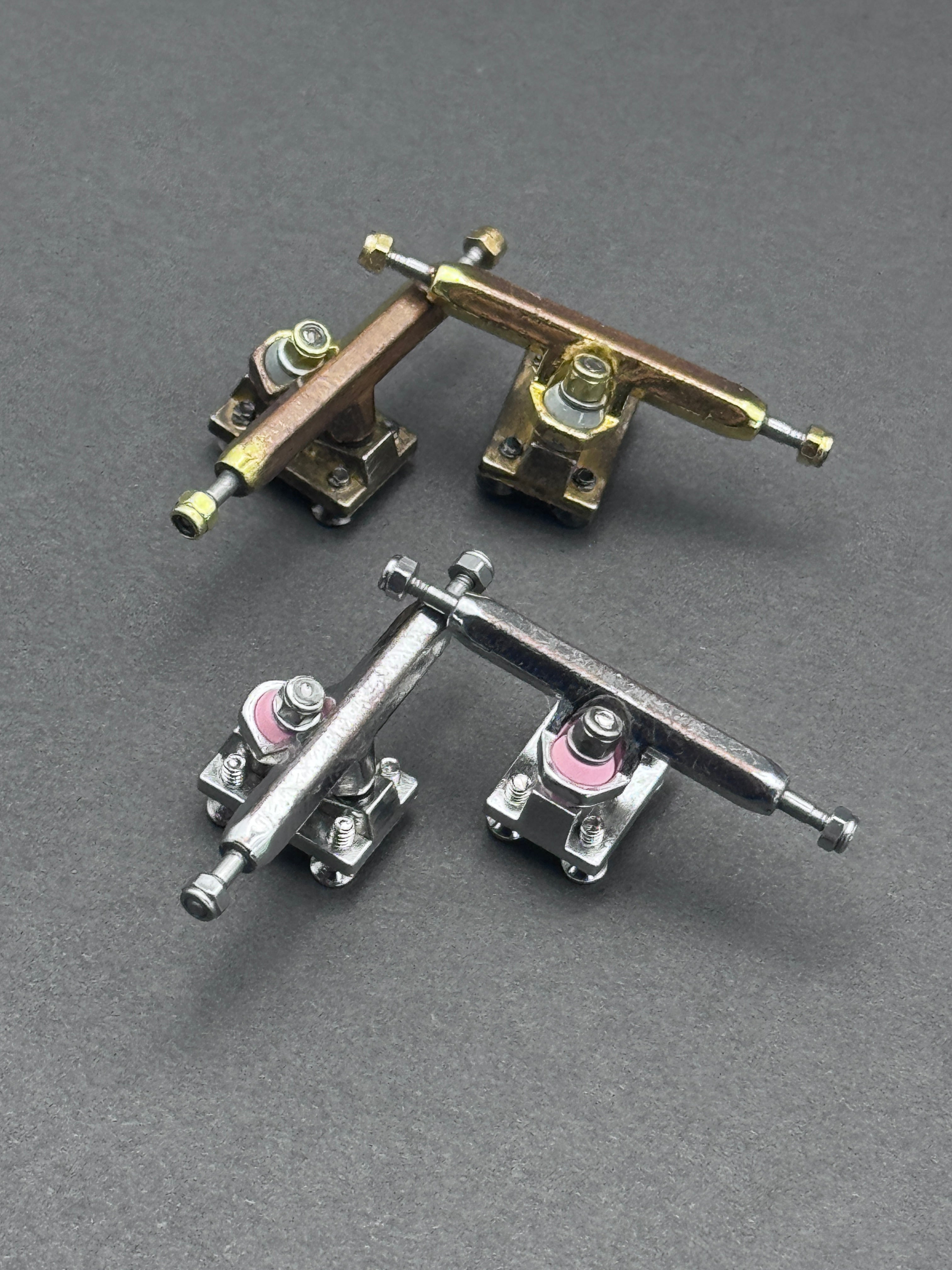 Hex (Budget) 32mm Fingerboard Trucks - Skated (B4)
