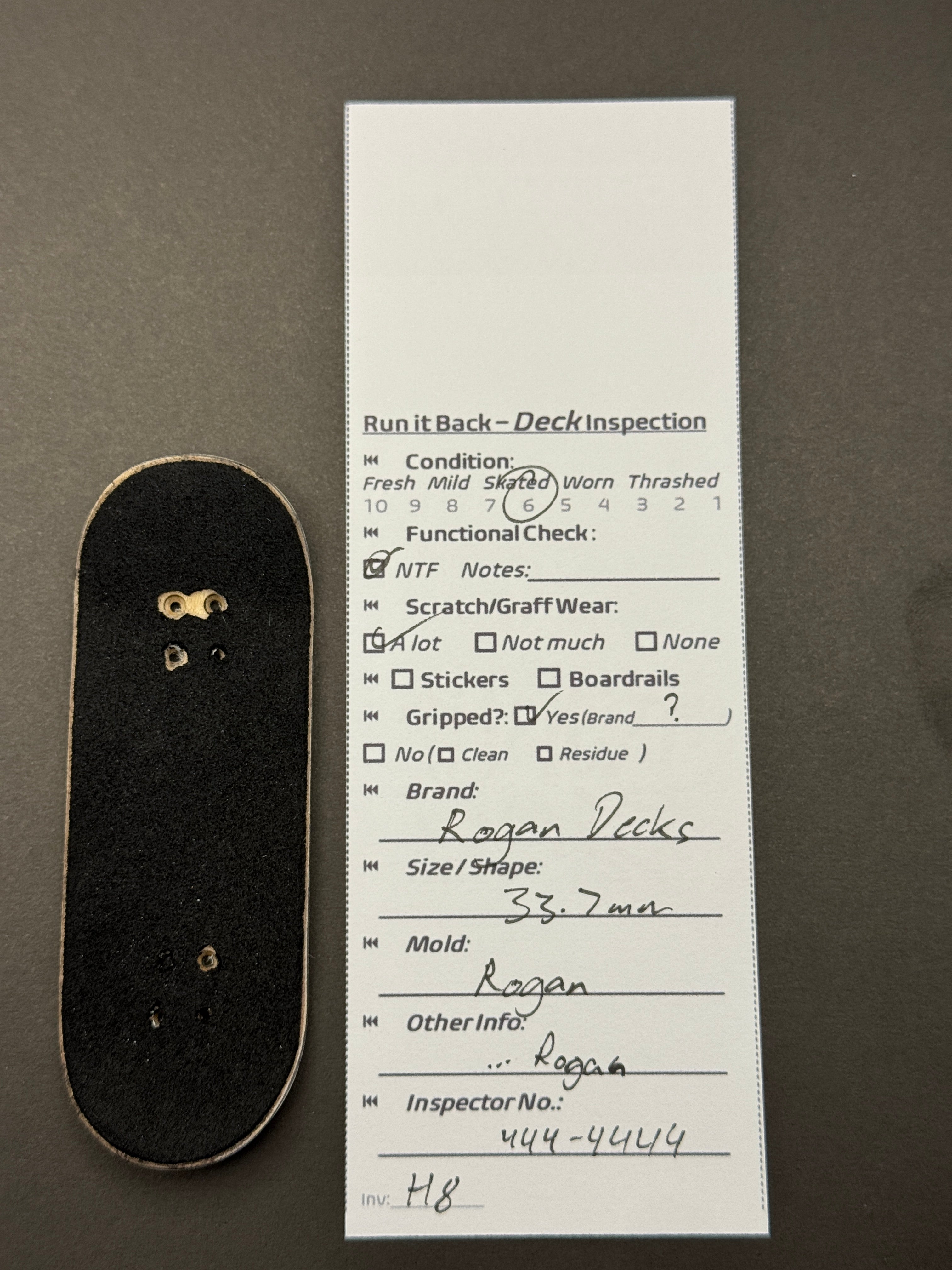 Rogan Decks 33.7mm Rogan - Skated