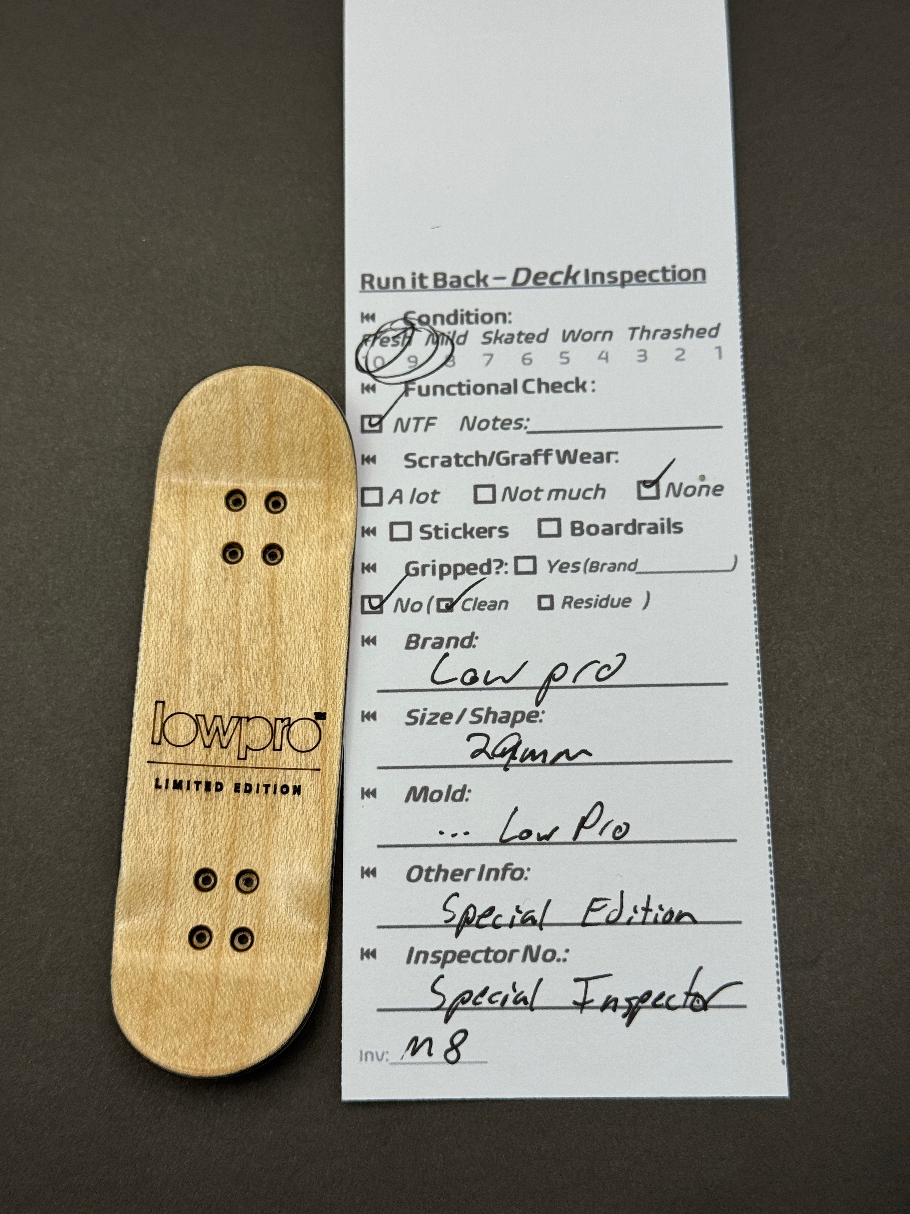 Low Pro 29mm ...Low Pro - inspection card