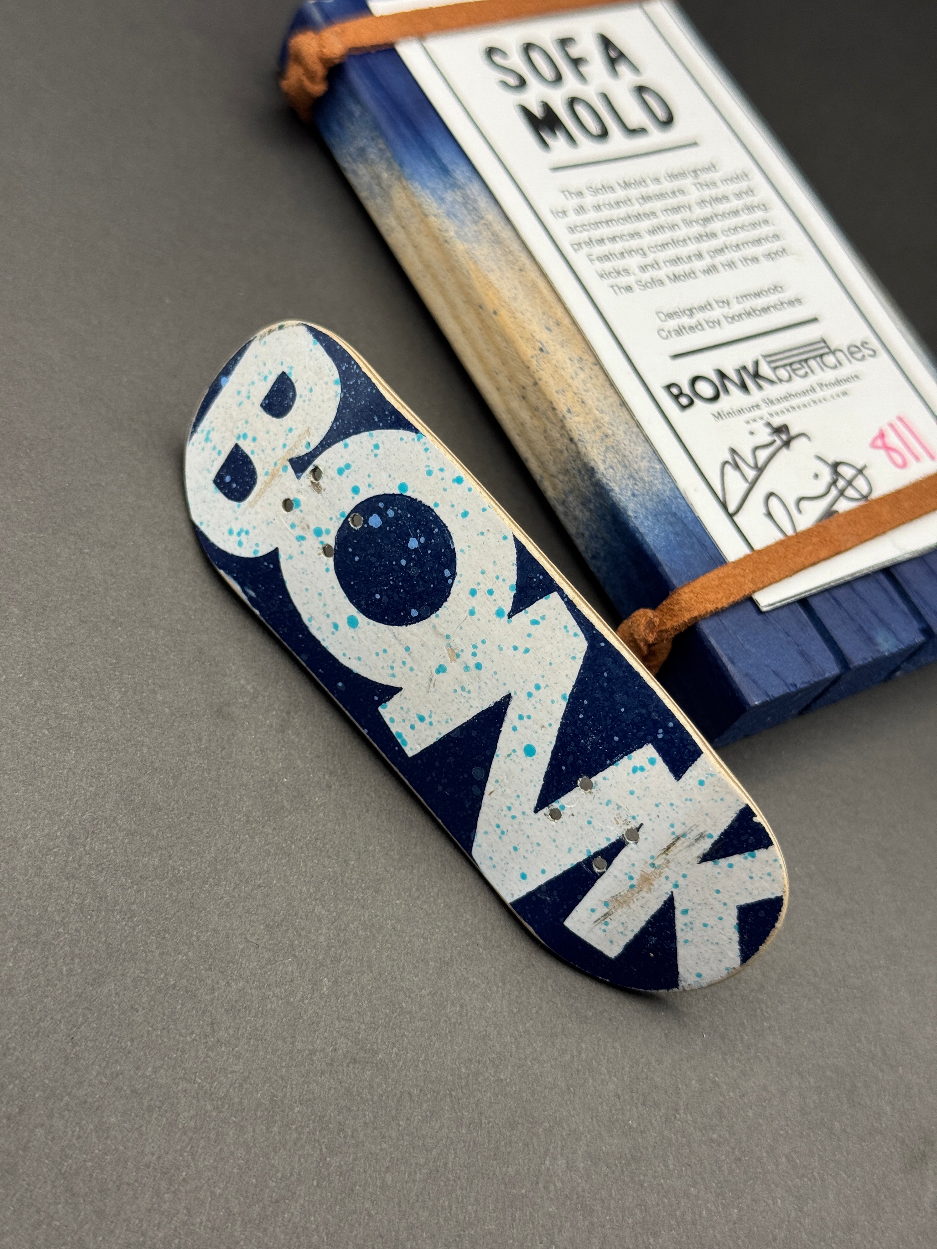 Bonk 32mm Sofa - deck graphic side with original box