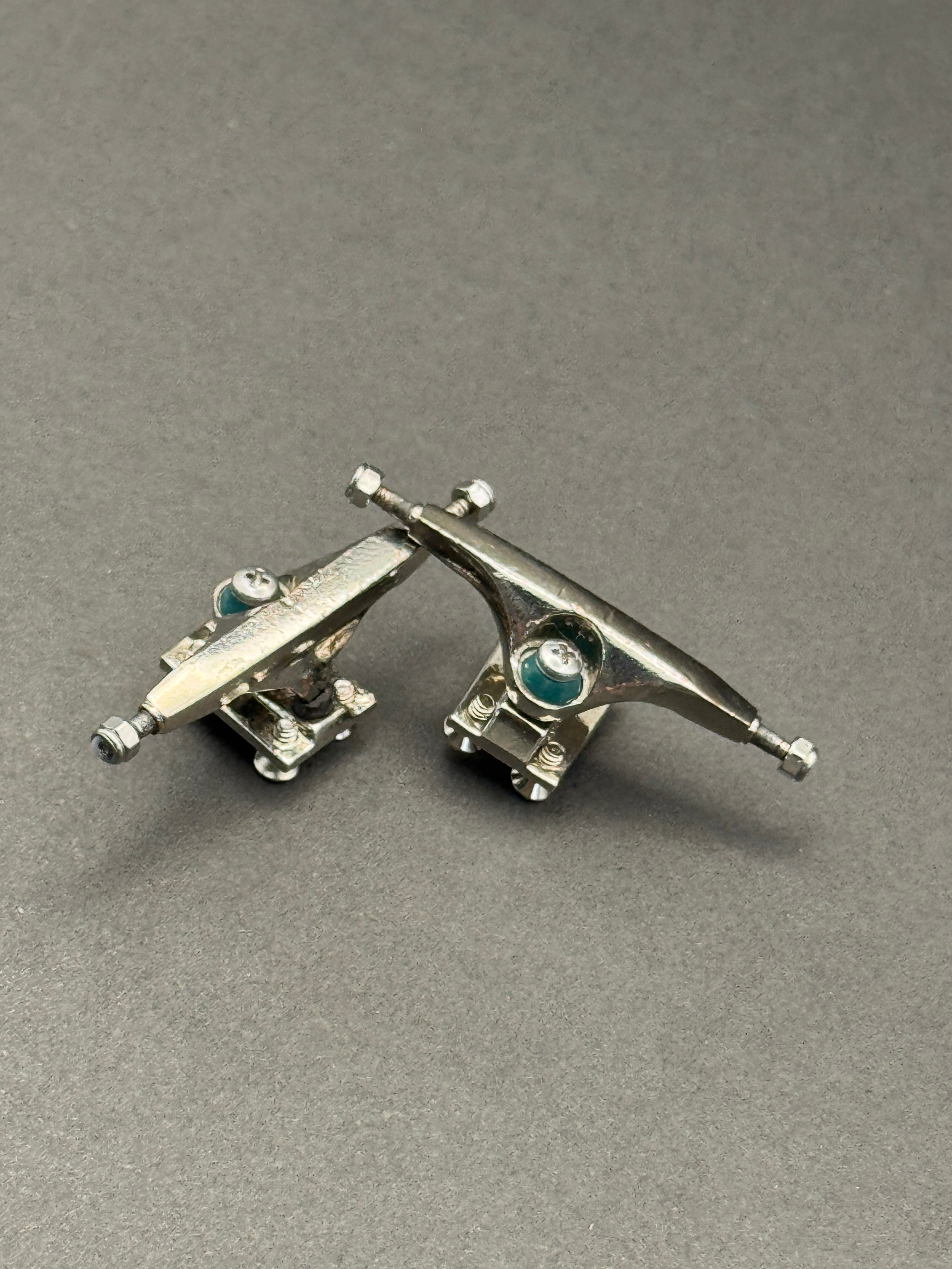 Kraken 34mm Silver – Skated – Product Photo
