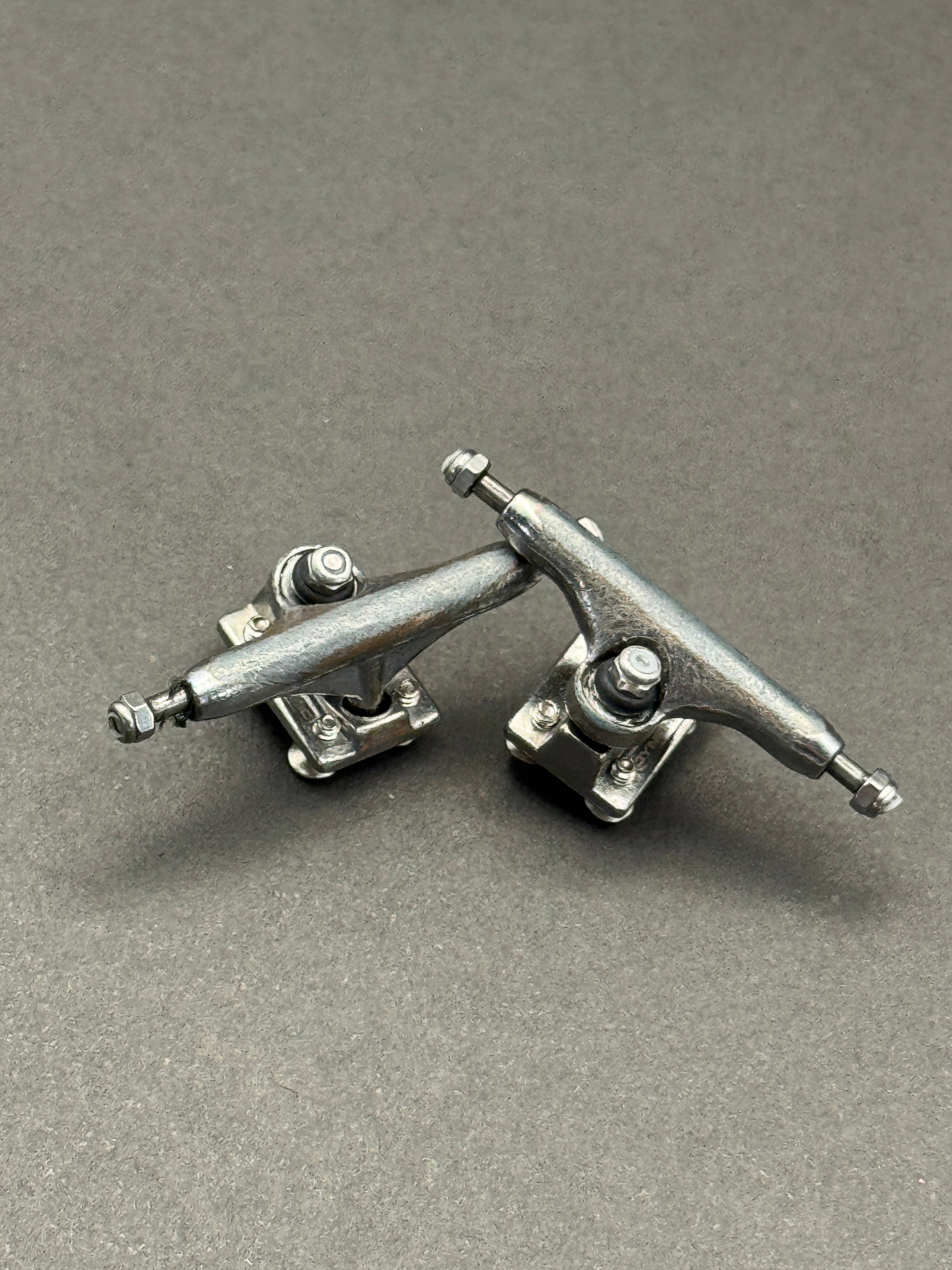 Dynamic SE 32mm Chrome – Skated – Product Photo