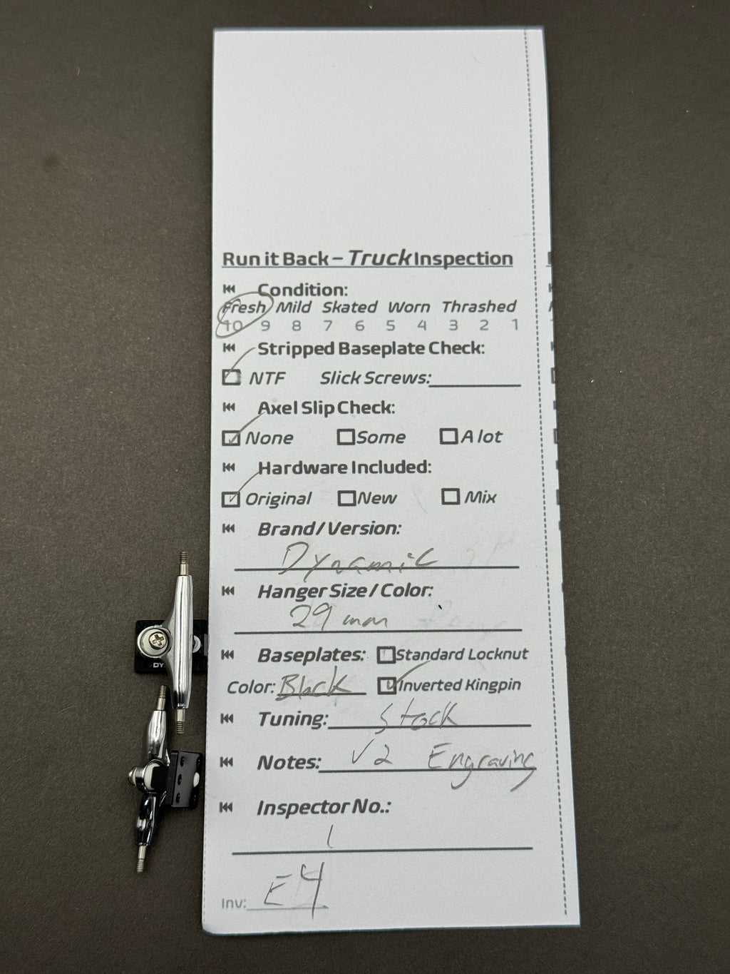 Dynamic 29mm Chrome / Black – Fresh – Inspection Card