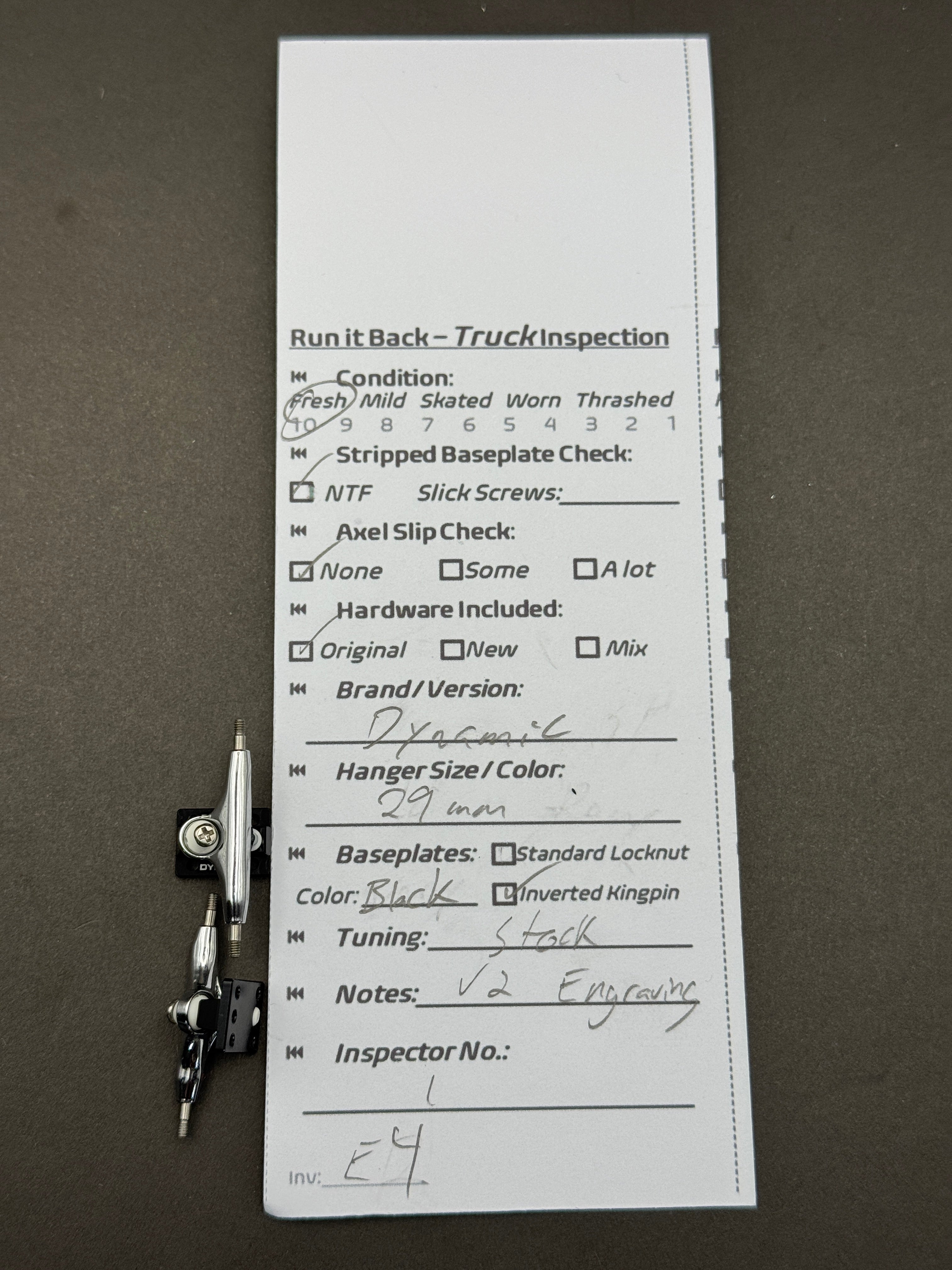 Dynamic 29mm Chrome / Black – Fresh – Inspection Card