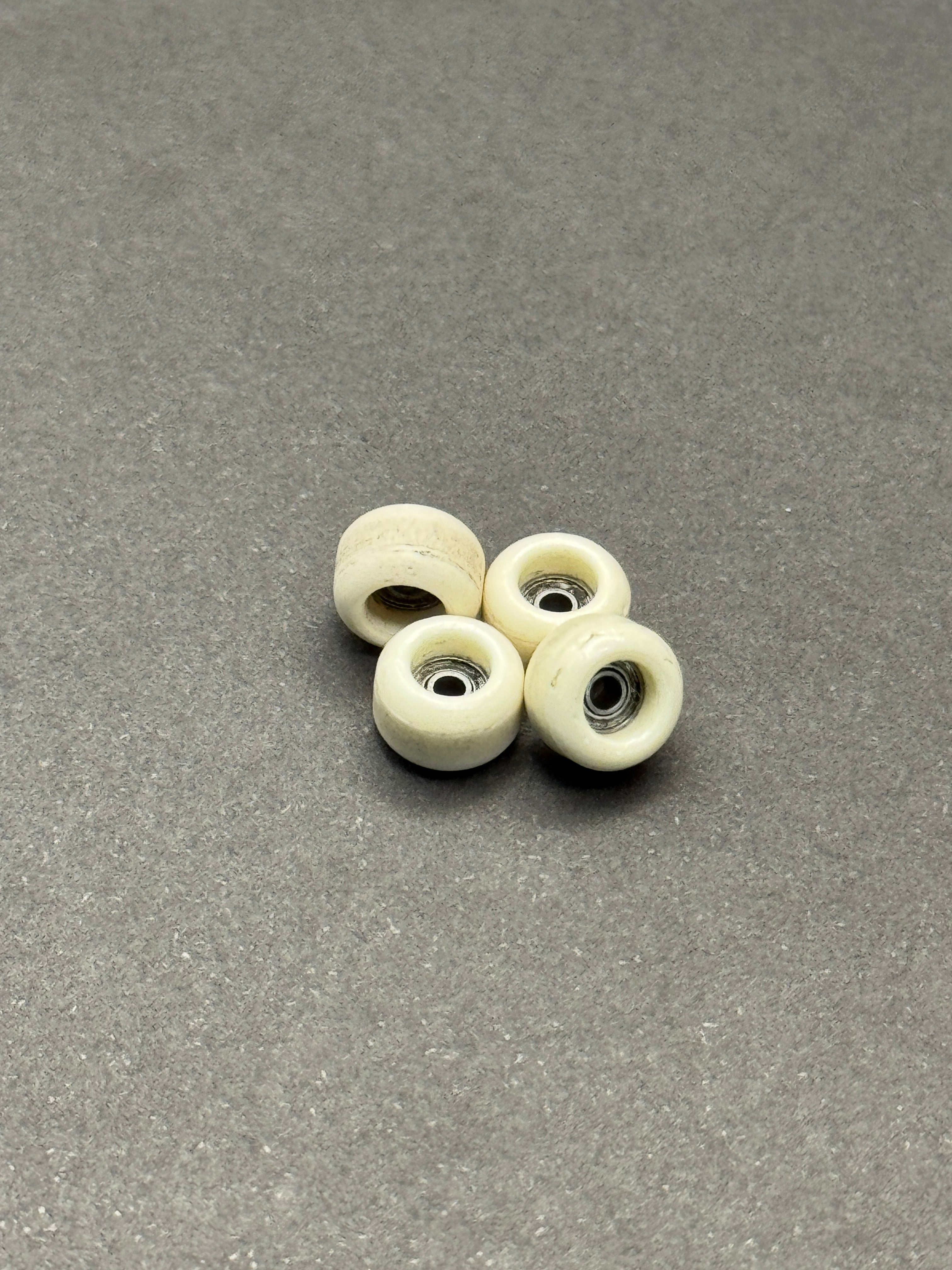 Joycult 3.0 Lite White fingerboard wheels