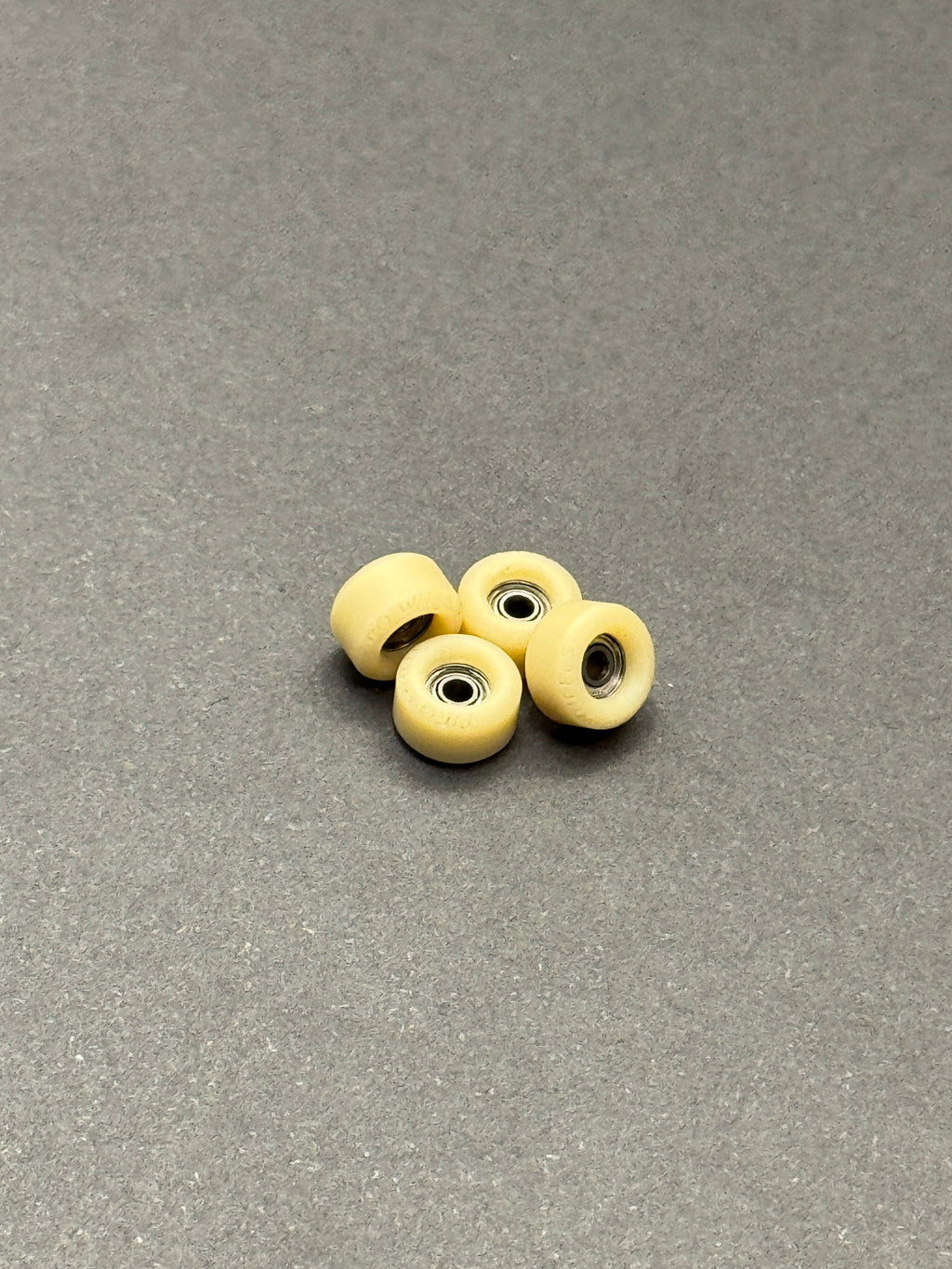 Piro Mini Tan fingerboard wheels