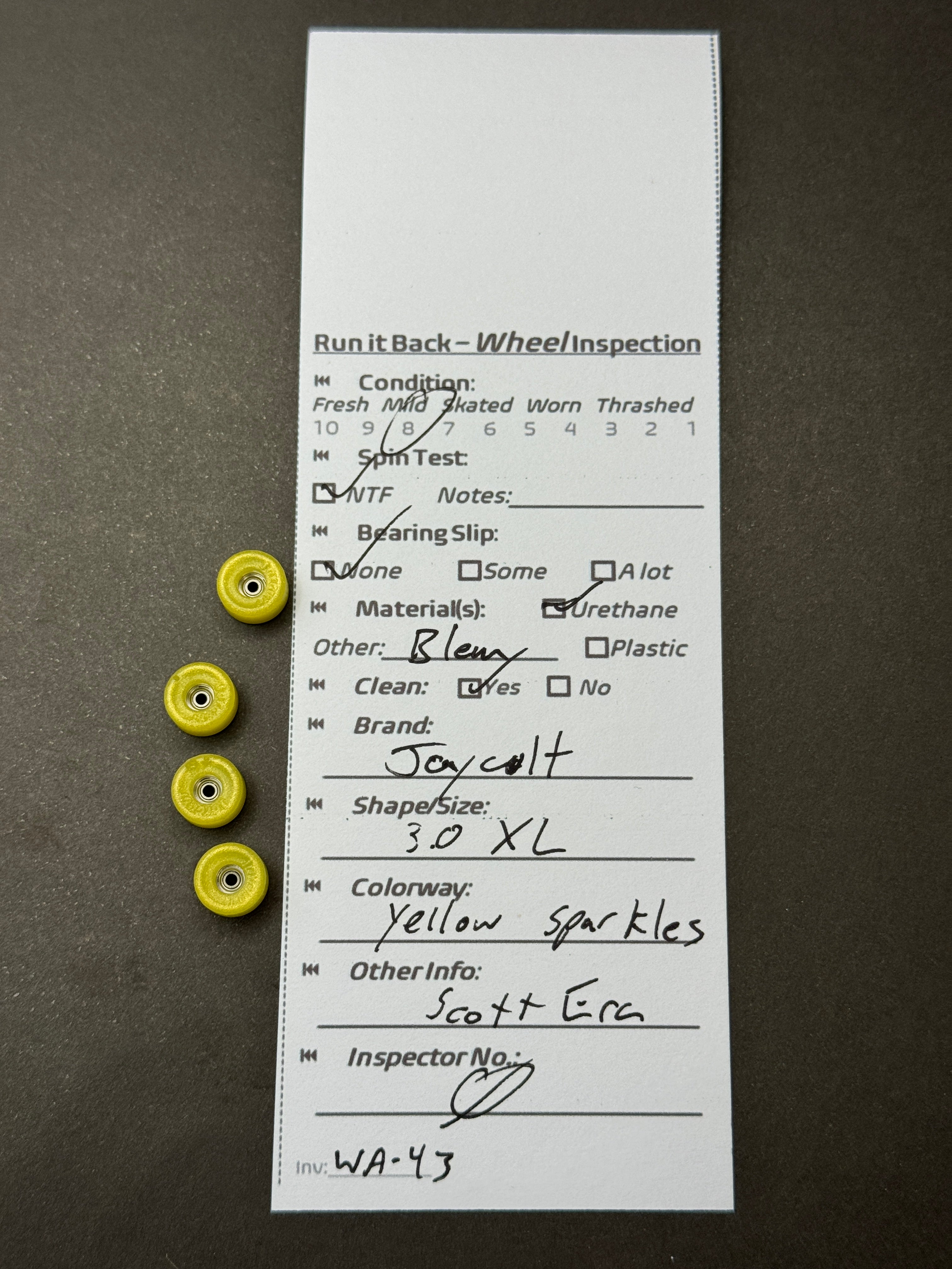 Joycult 3.0 XL Yellow Sparkles inspection card