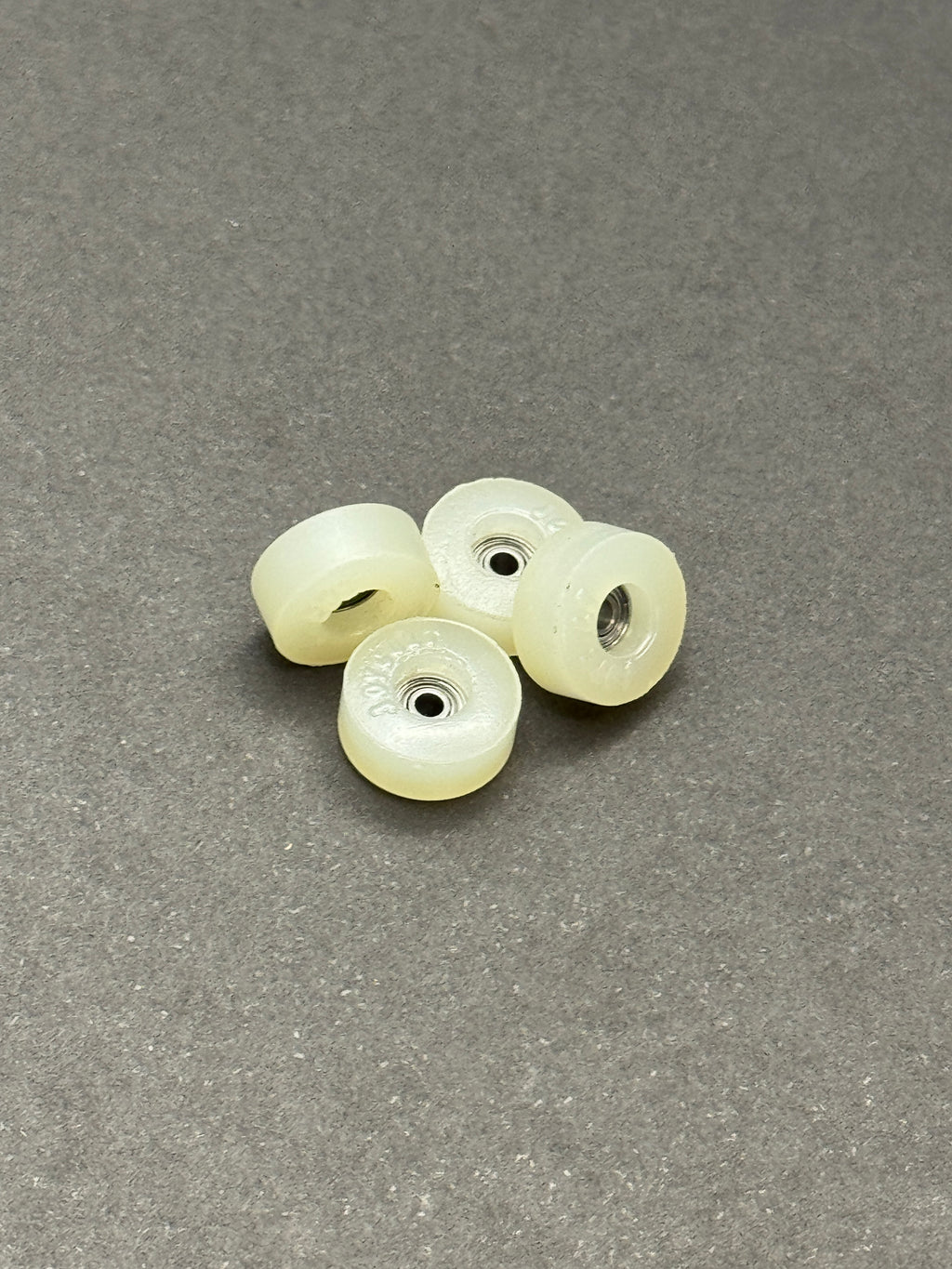 Joycult OG XL GITD fingerboard wheels