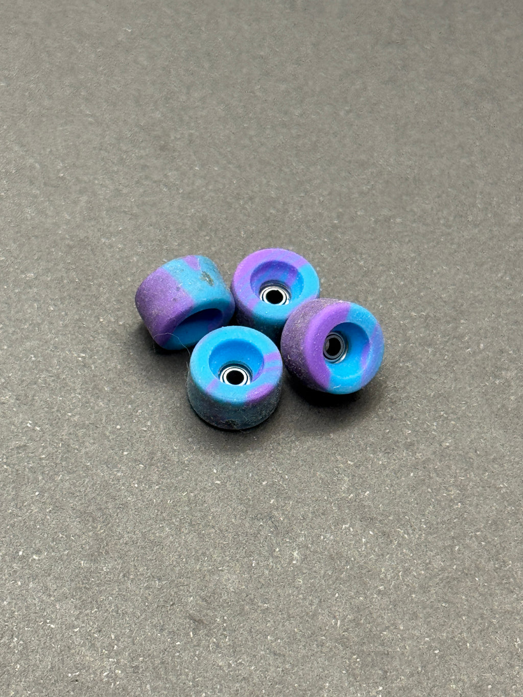 Ureth B2 Raw Slimeball Swirls fingerboard wheels