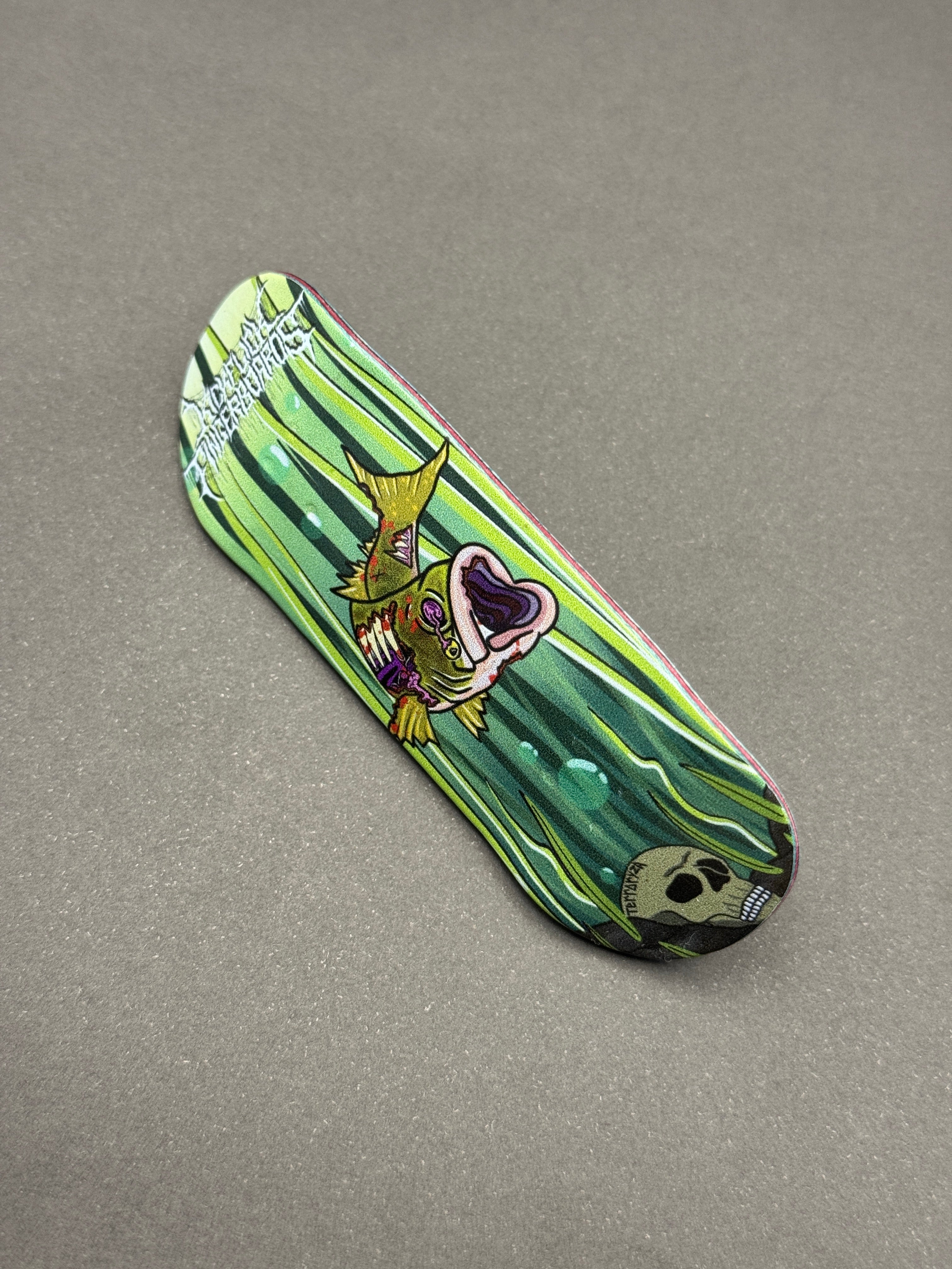 Kickflick 33mm Low - Mild - Zombass collab graphic side
