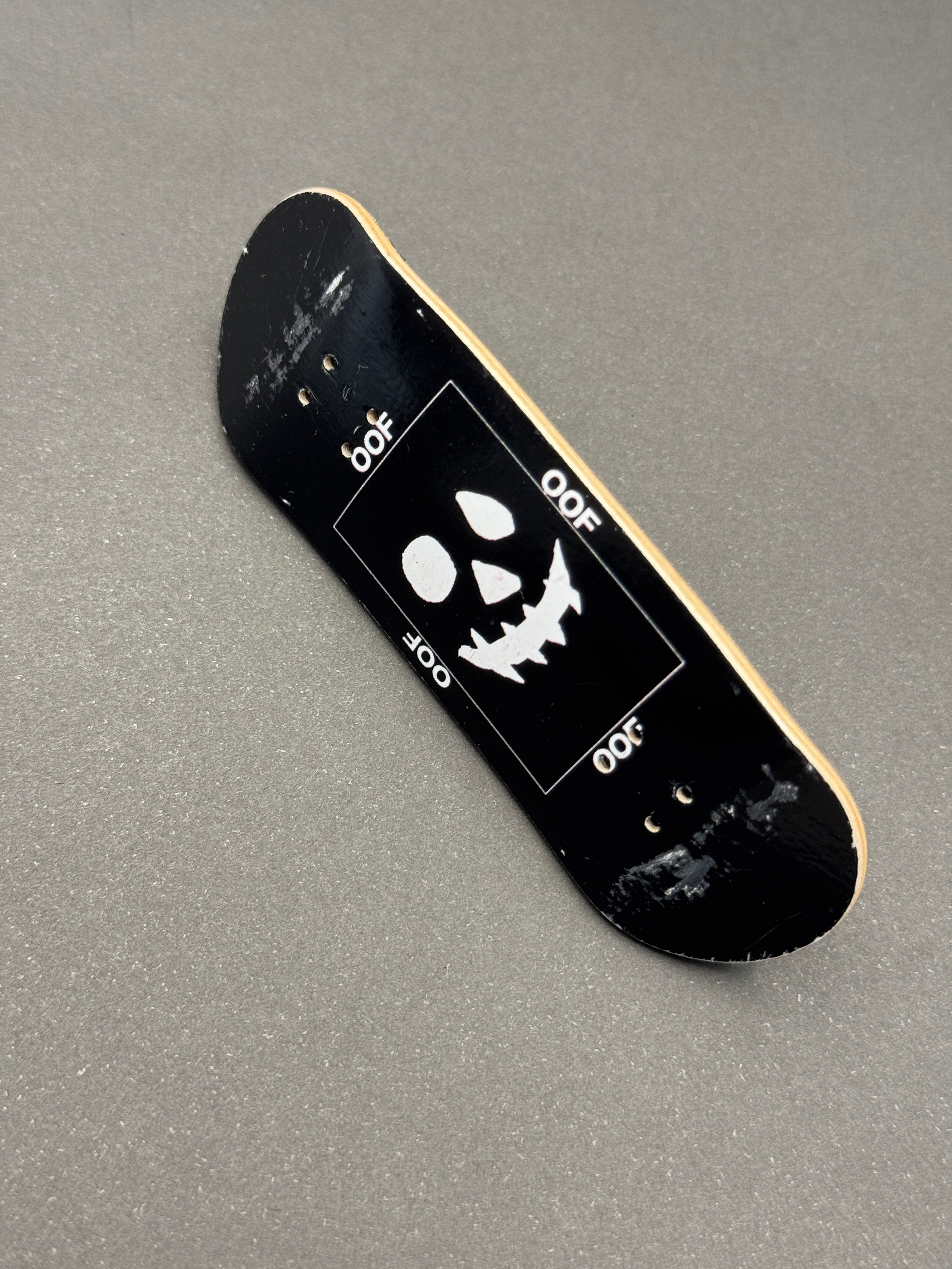 OOF 32mm V3 - Skated - Block Head graphic side
