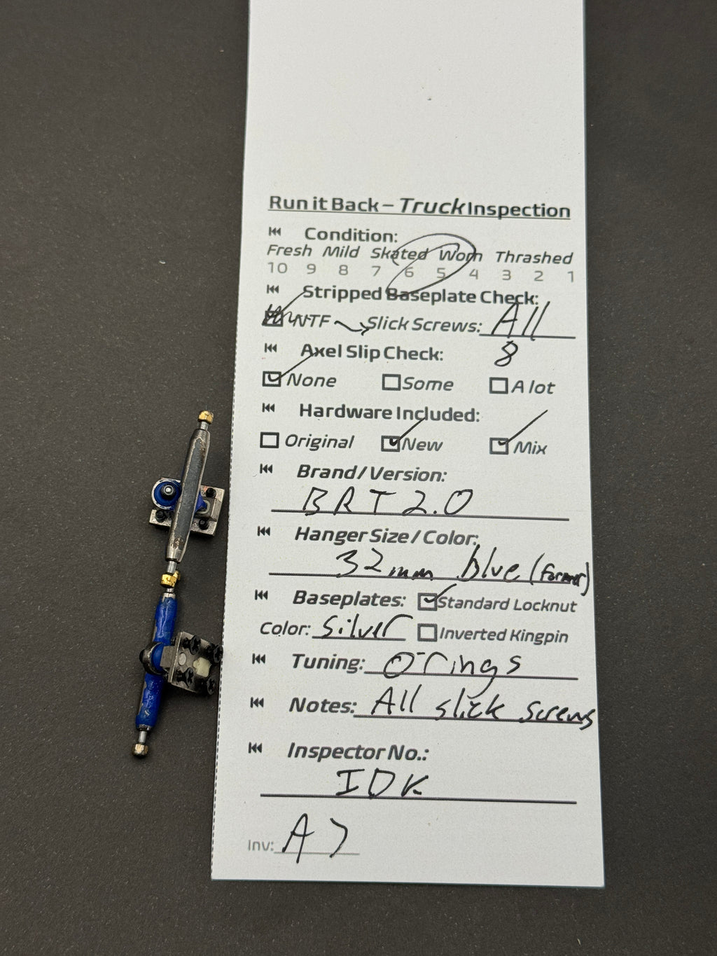 BRT 2.0 32mm Blue / Silver trucks – inspection card