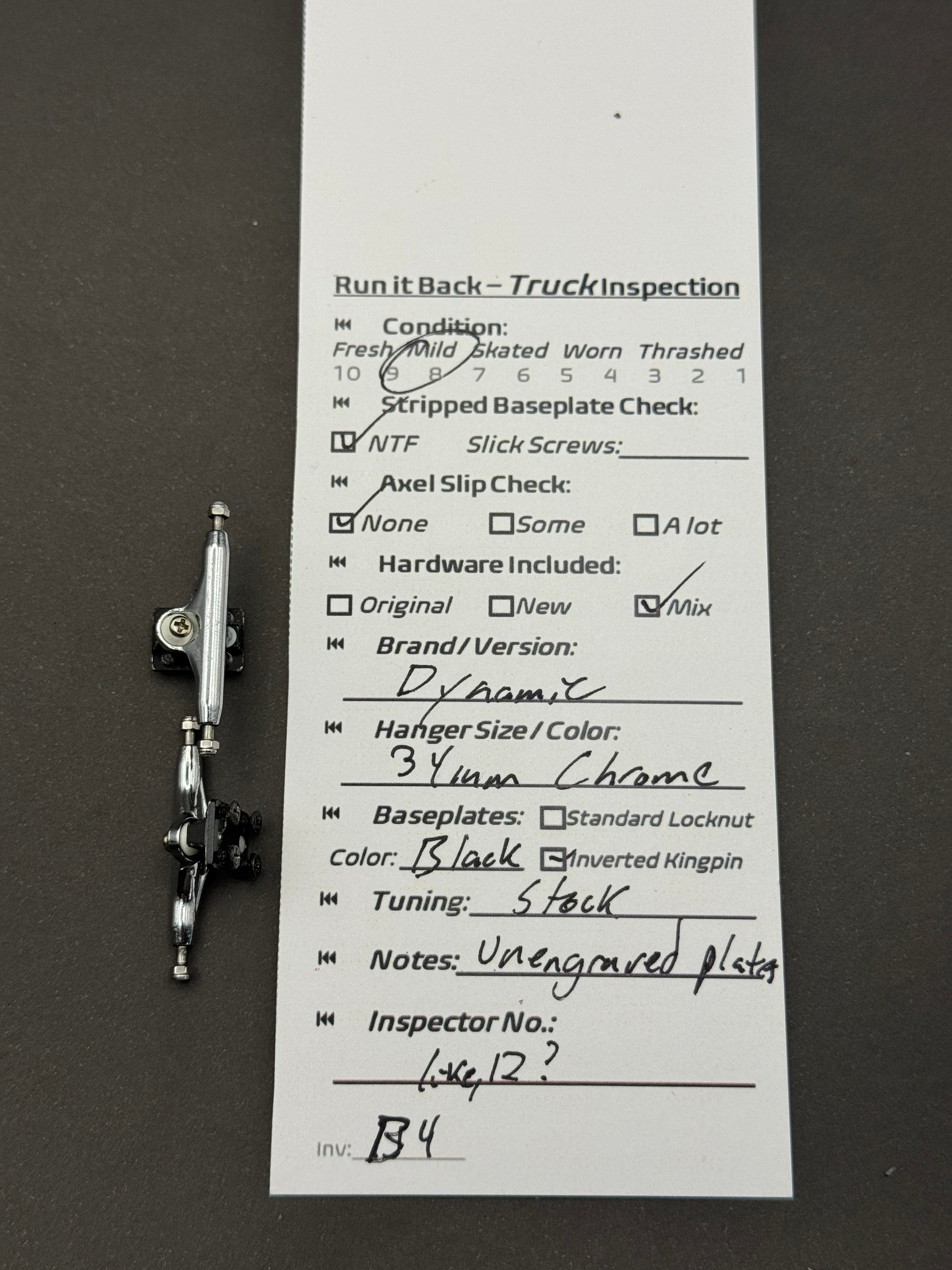 Dynamic 34mm Chrome / Black trucks – inspection card