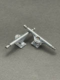 Caramel 3.0 40mm Aluminum trucks – product photo