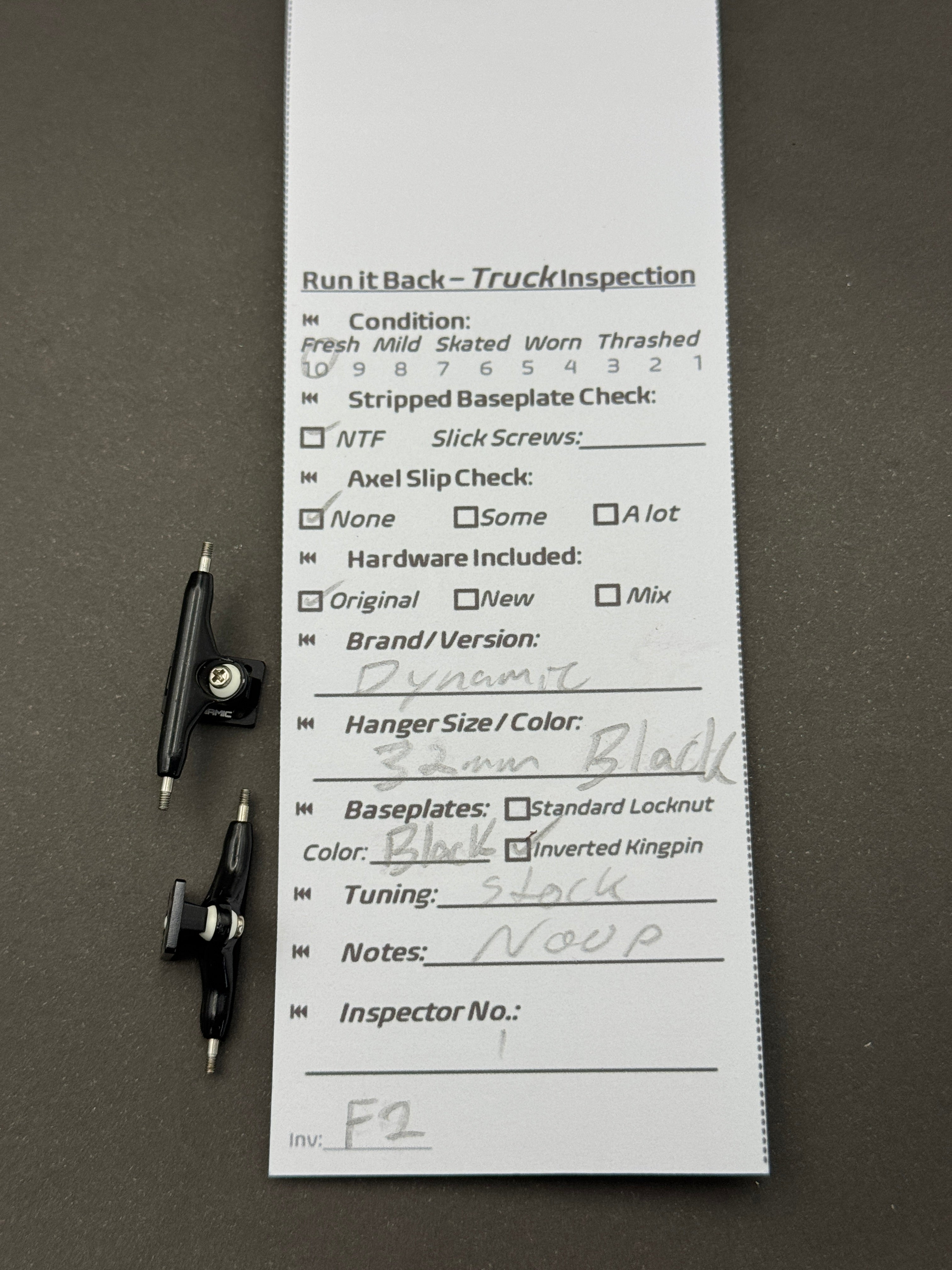 Dynamic 32mm Black trucks – inspection card