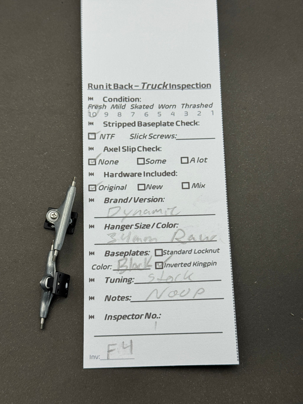 Dynamic 34mm Raw / Black trucks – inspection card