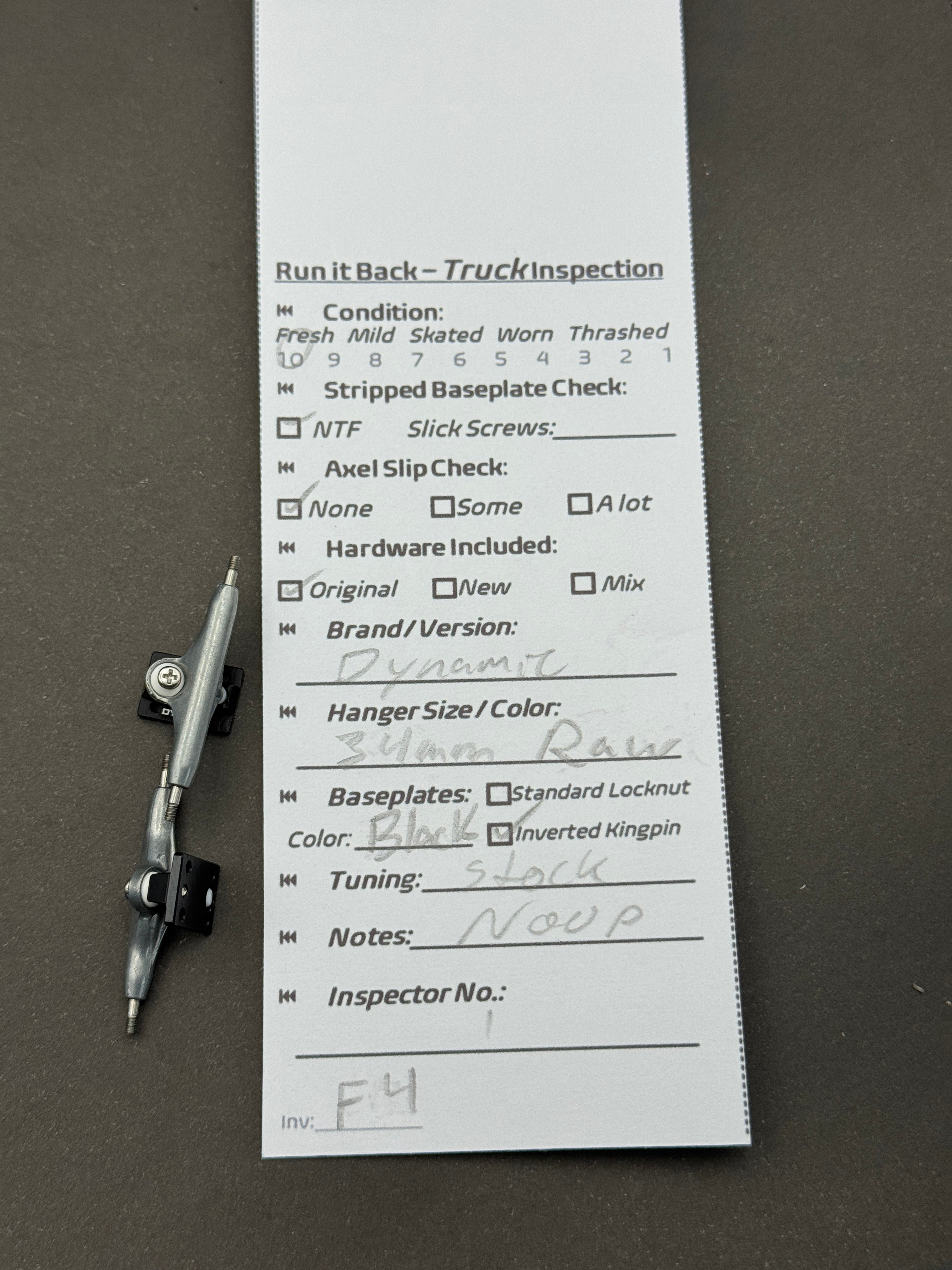 Dynamic 34mm Raw / Black trucks – inspection card