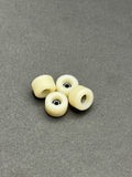 Daytona Records 8.0mm White fingerboard wheels – product shot