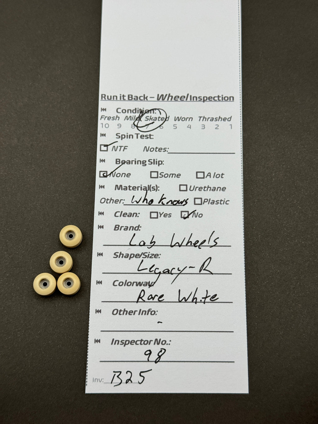 Lab Wheels Legacy-R Rare White – Run it Back inspection card