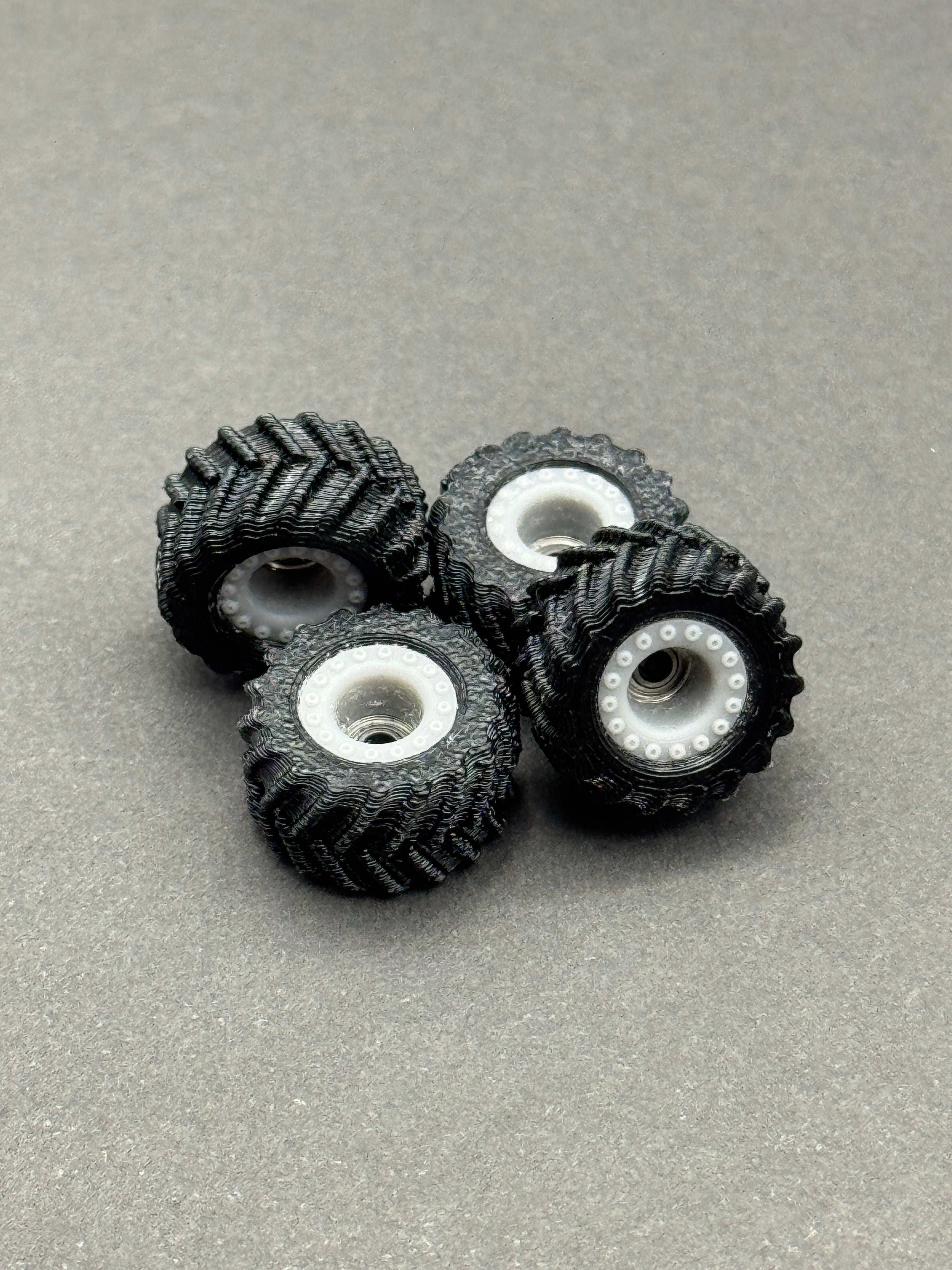 Dudeguy Monster Wheels – product shot