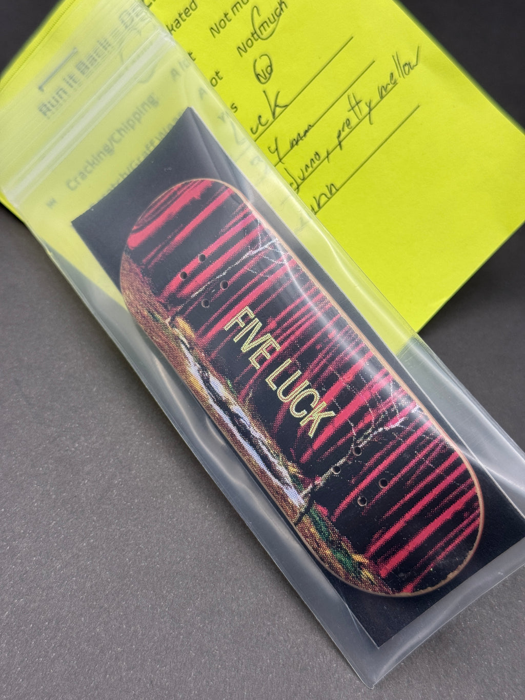 Five Luck 34mm Dumo - Mild - pink barcode gold foil graphic sealed in bag