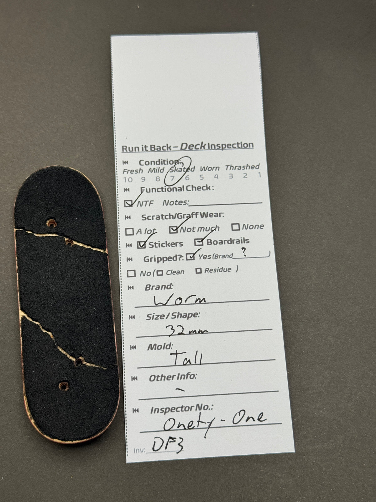 Worm 32mm Tall - Inspection Card