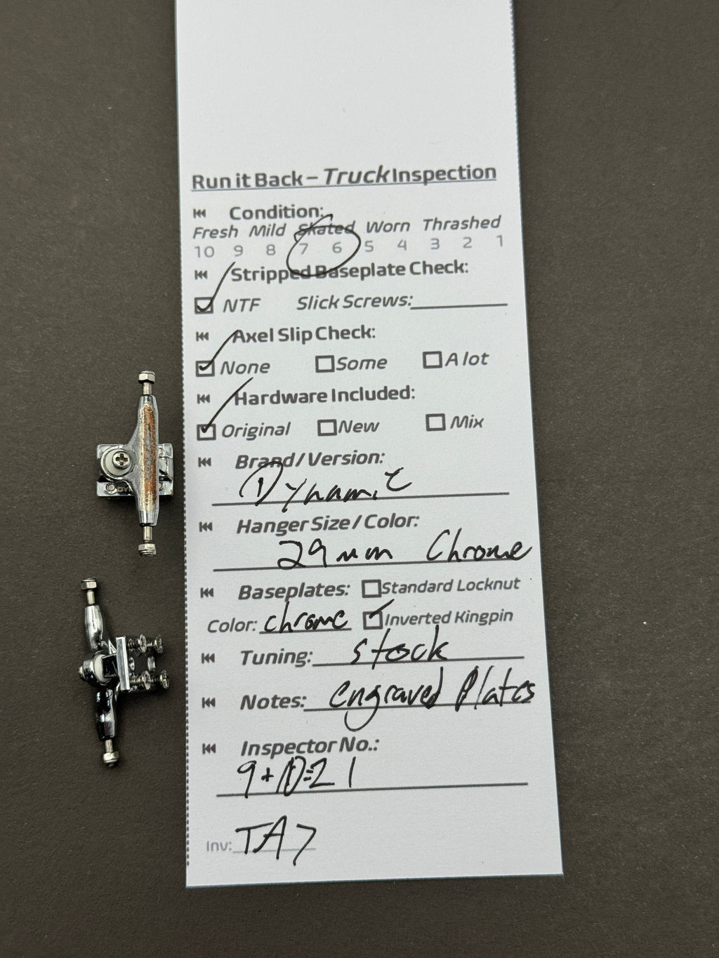 Dynamic 29mm Chrome fingerboard trucks
