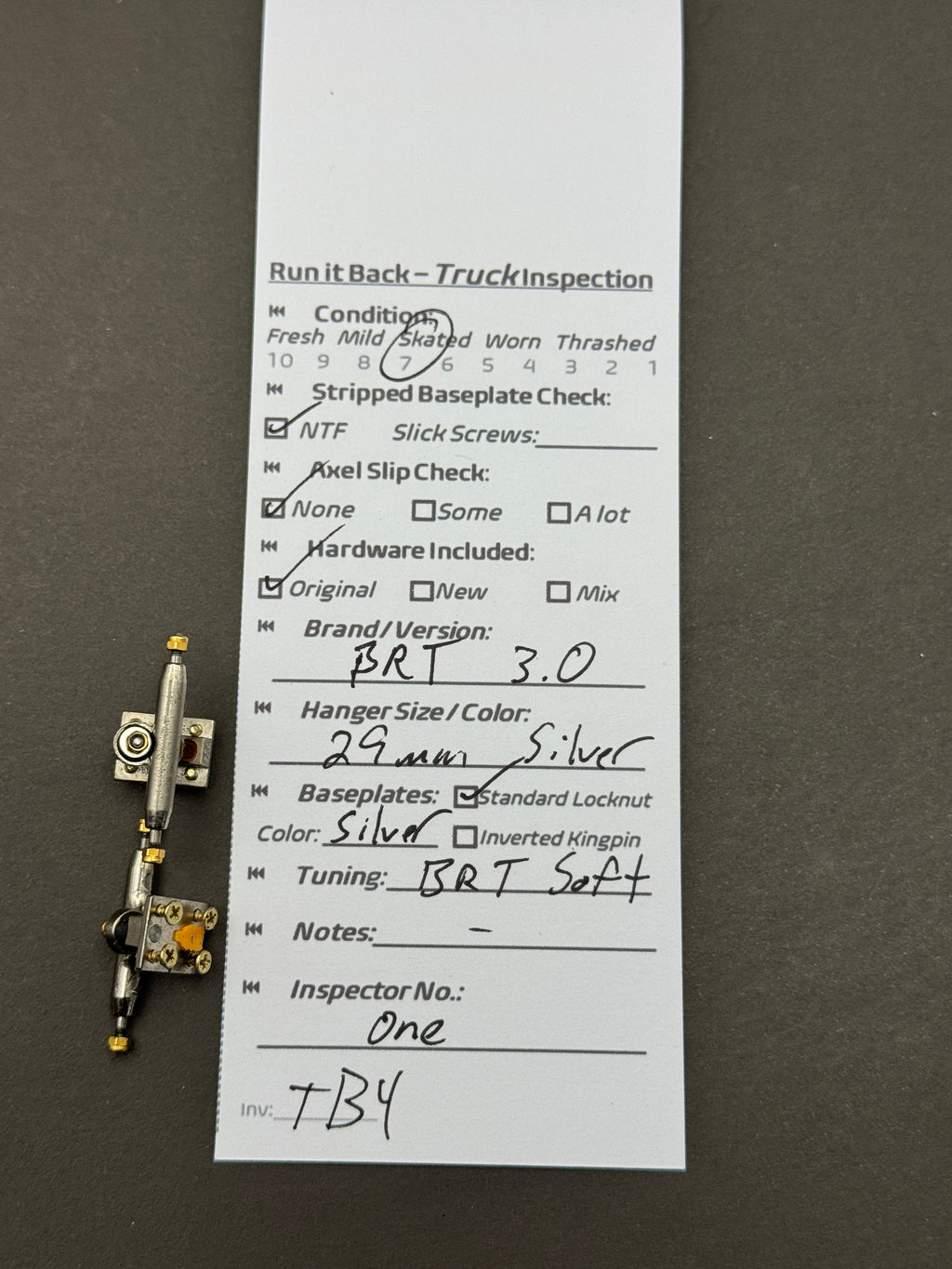 BRT 3.0 29mm Silver fingerboard trucks