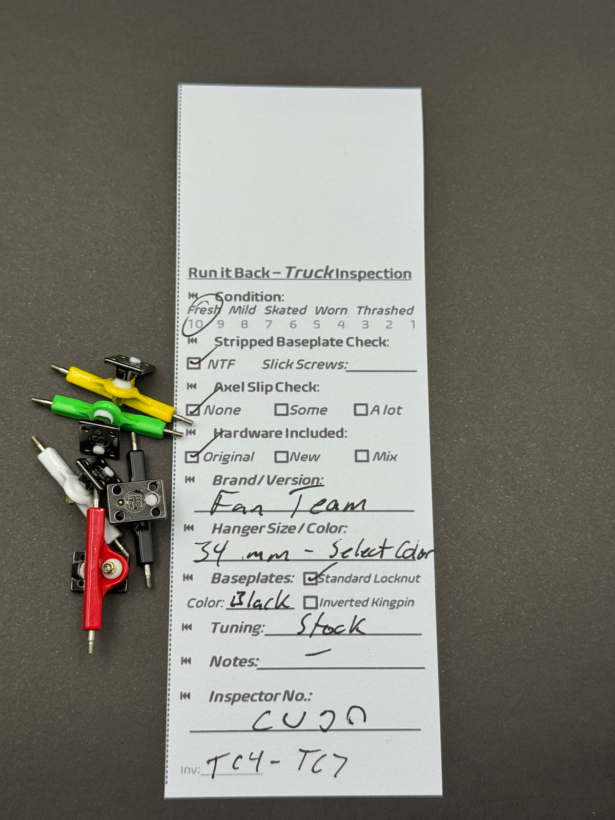Fan Team 34mm Black fingerboard trucks