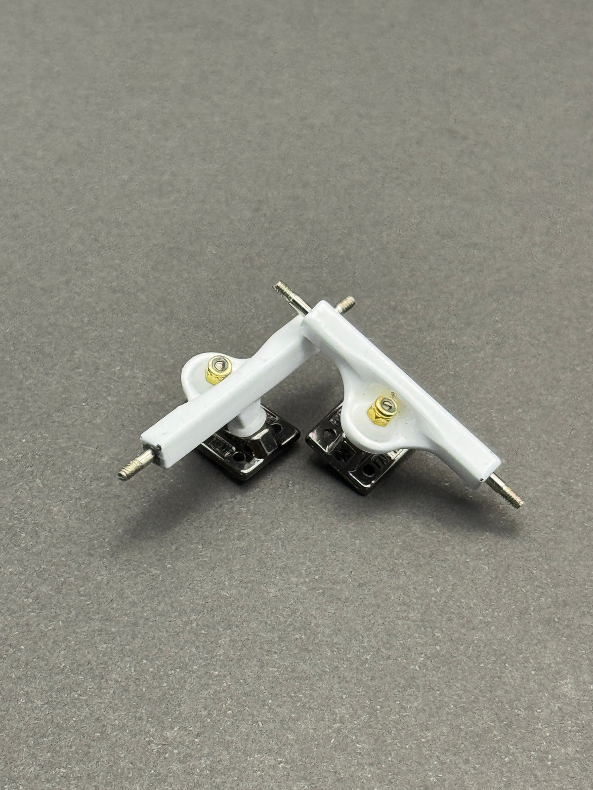 Fan Team 34mm Yellow / Black fingerboard trucks