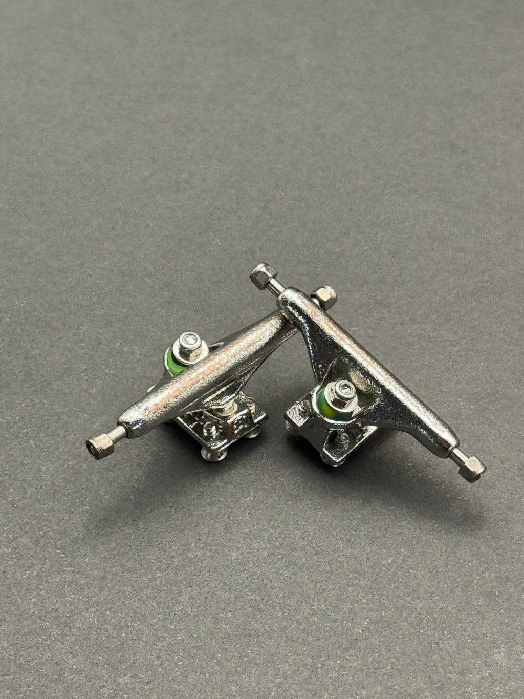 UAG V3 34mm Shotblast trucks with inspection card