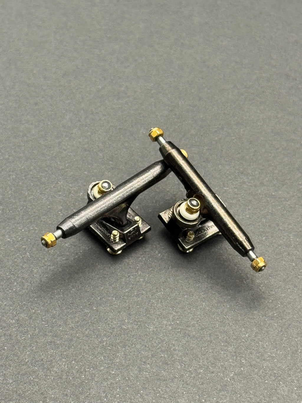 BRT 3.0 34mm Black trucks with inspection card