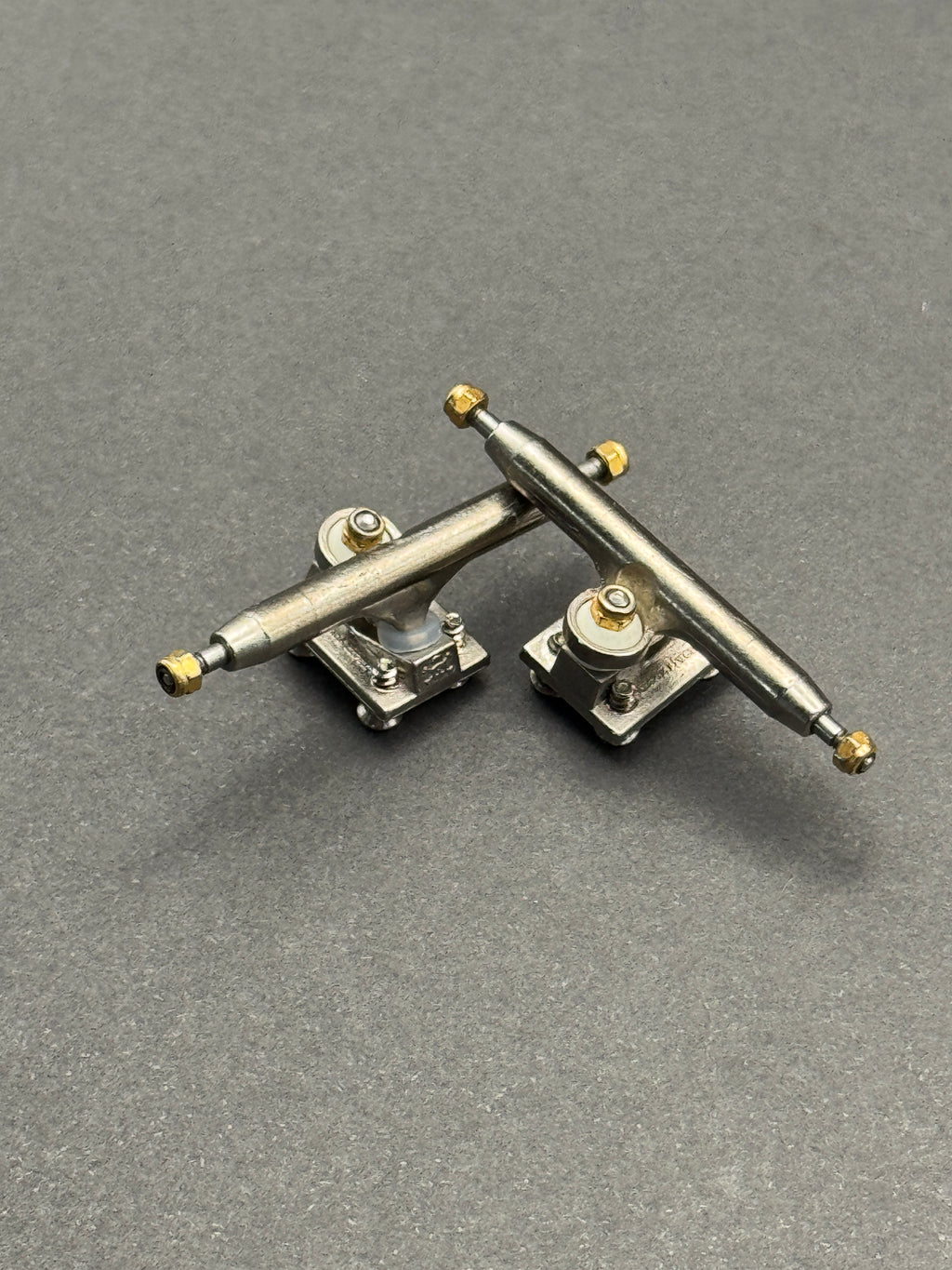BRT 3.0 36mm Silver trucks with inspection card