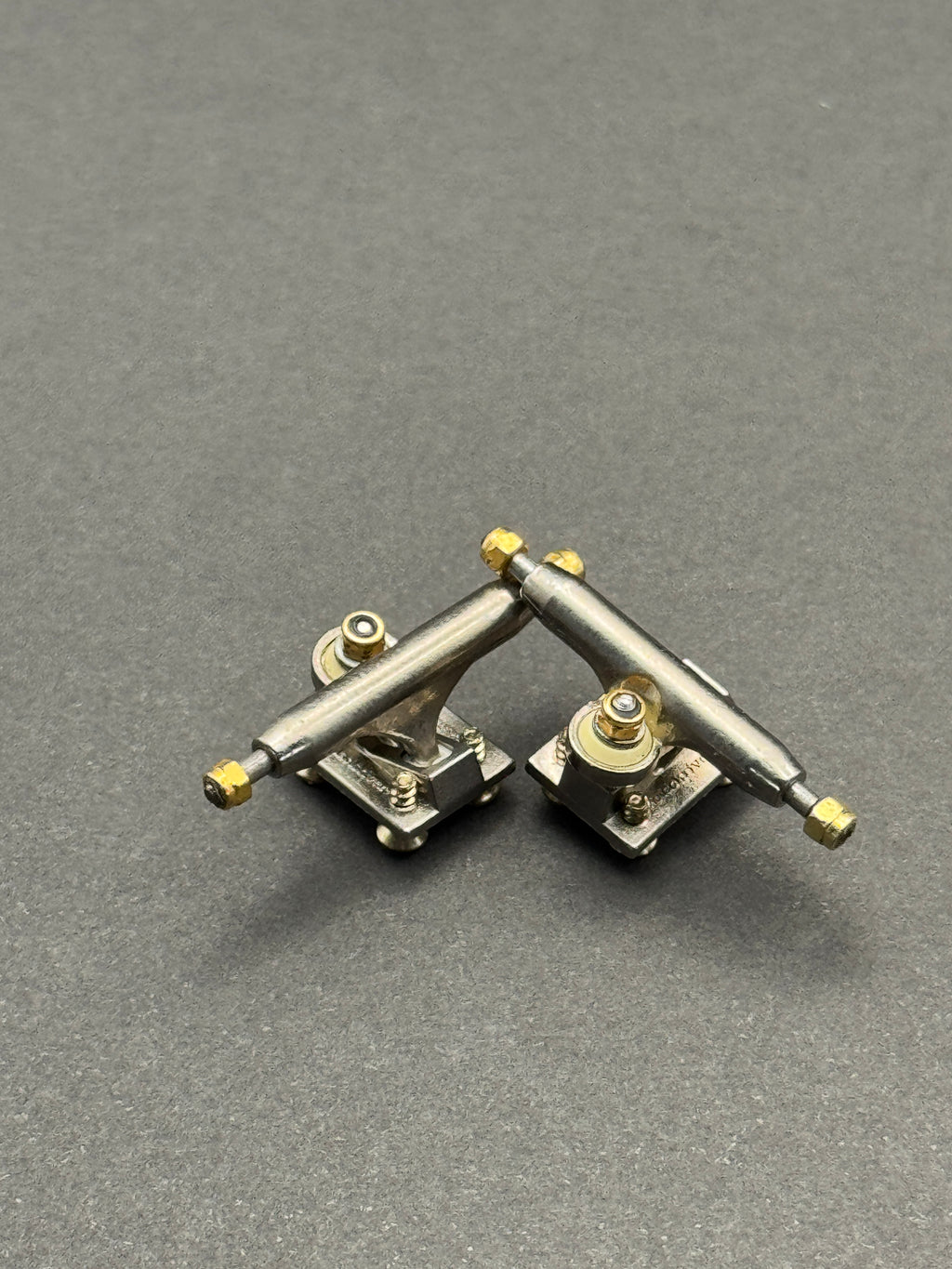 BRT 2.0 29mm Silver fingerboard trucks