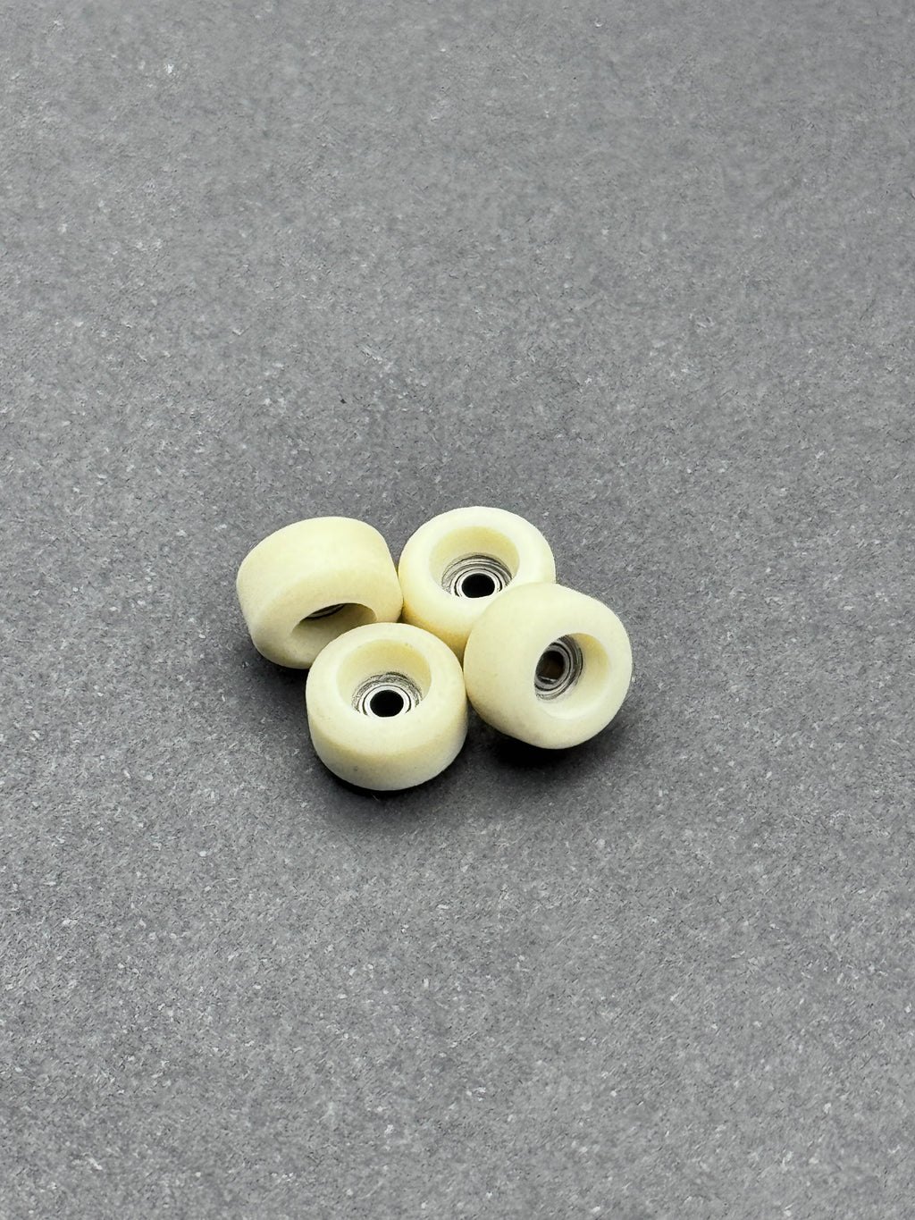 Sadood 7.3mm Street Slim Spitfire Classics fingerboard wheels