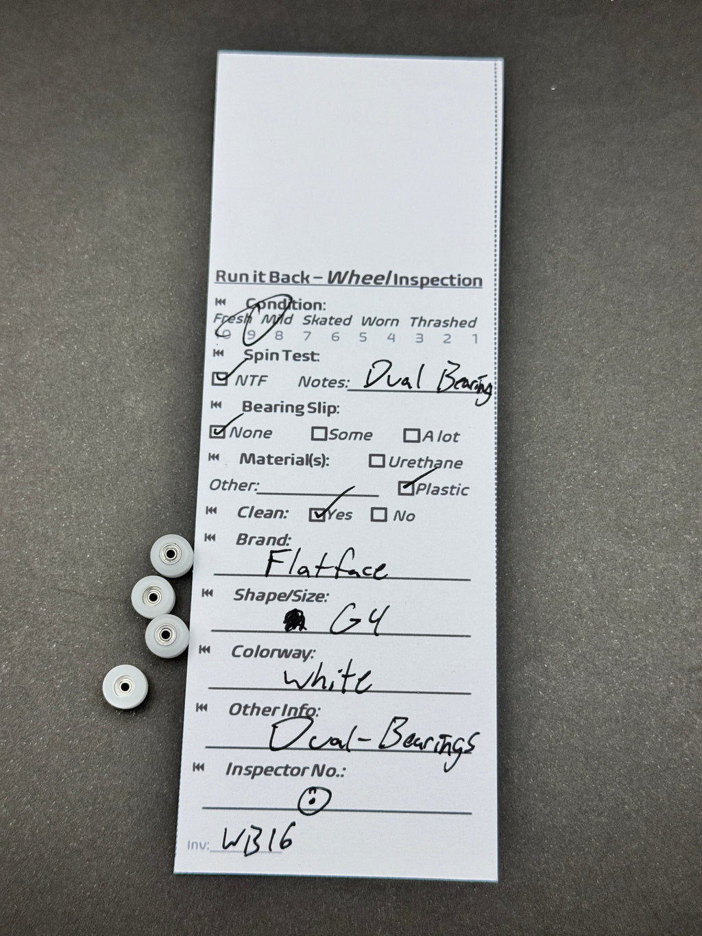 Flatface G4 White fingerboard wheels inspection card