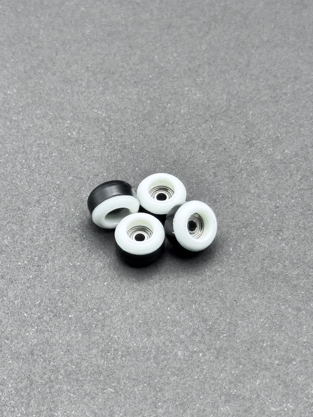 Joycult 3.0 Lites Tuxedo fingerboard wheels
