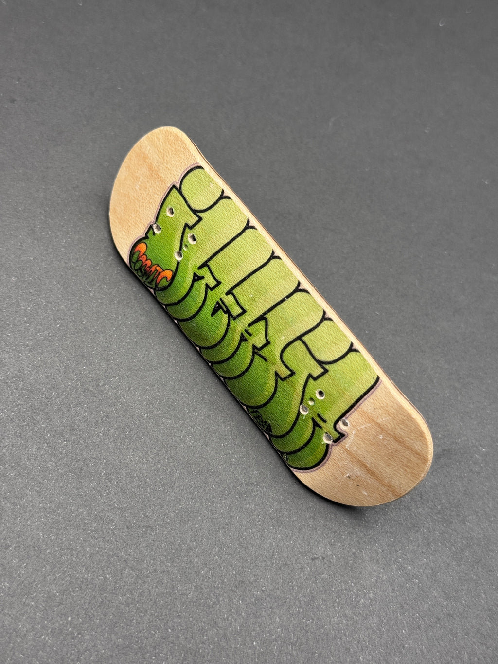 Cosmic Inertia 32mm R2D2 fingerboard deck