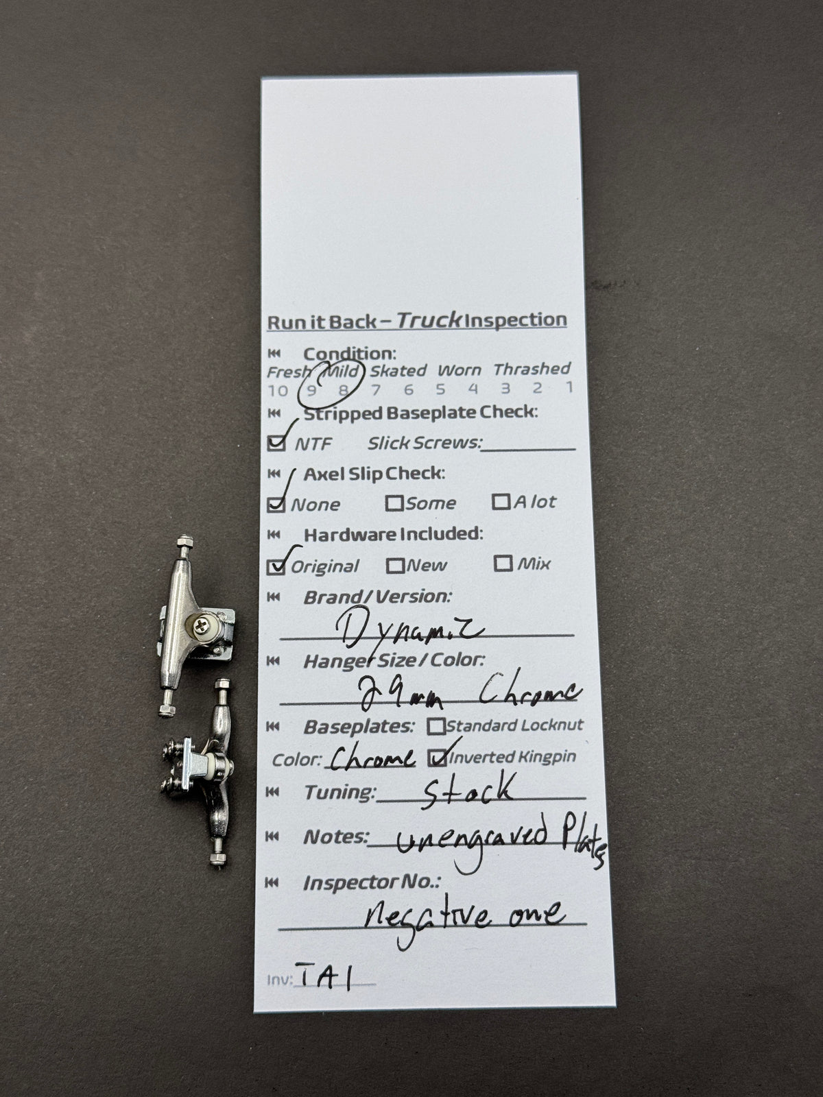 Dynamic 29mm chrome trucks inspection card
