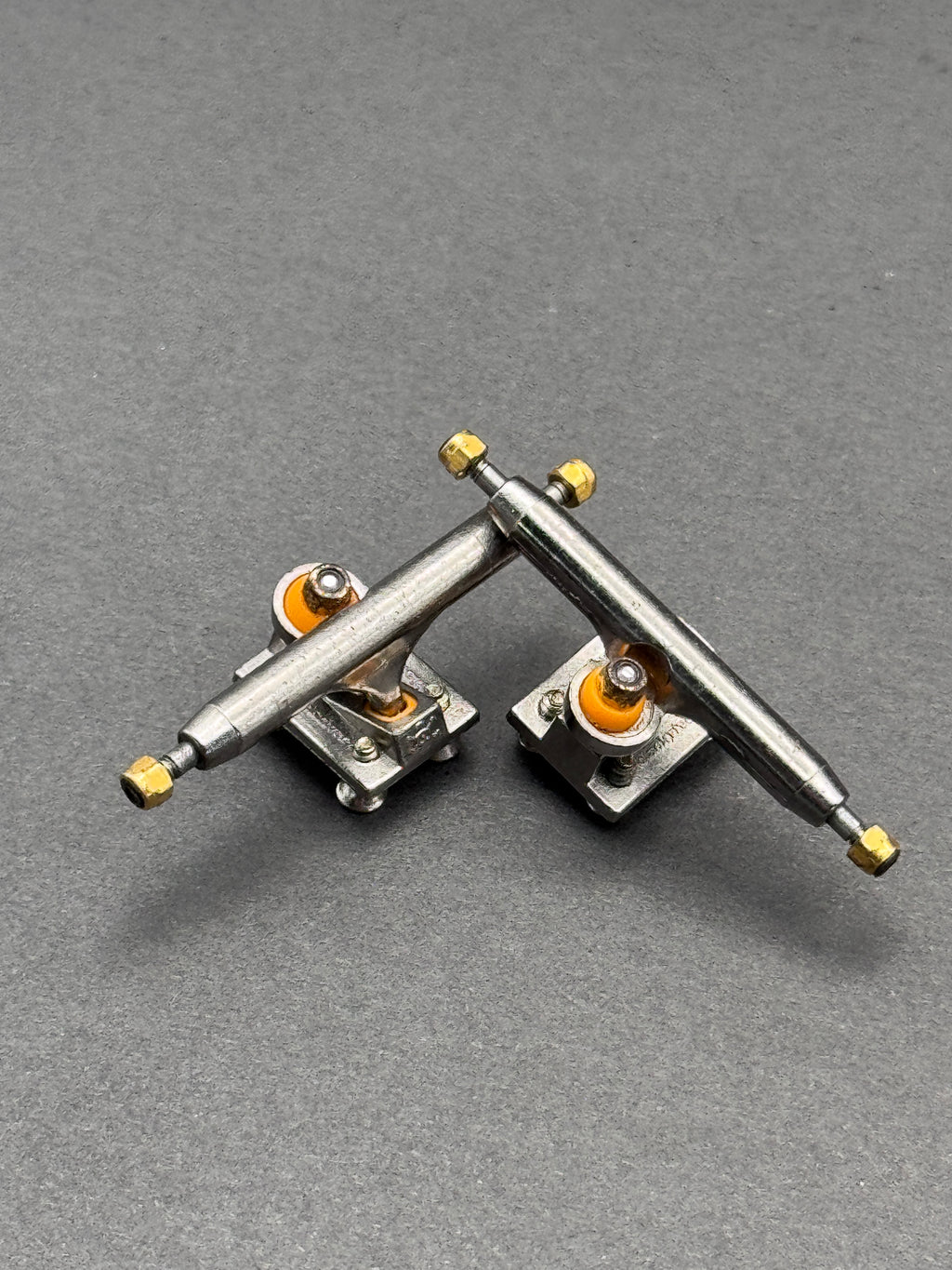 BRT 3.0 34mm silver trucks