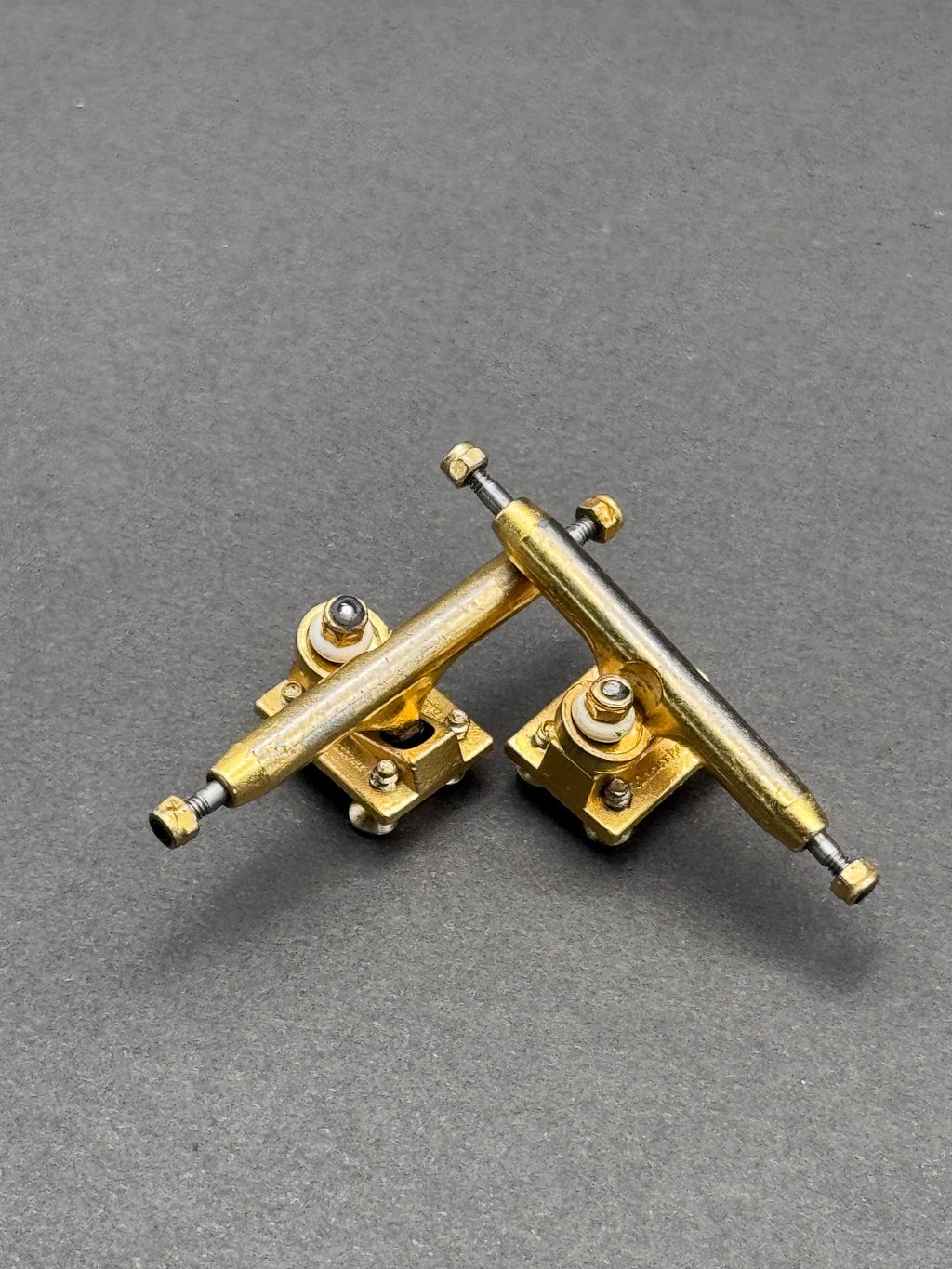 BRT 2.0 34mm gold trucks