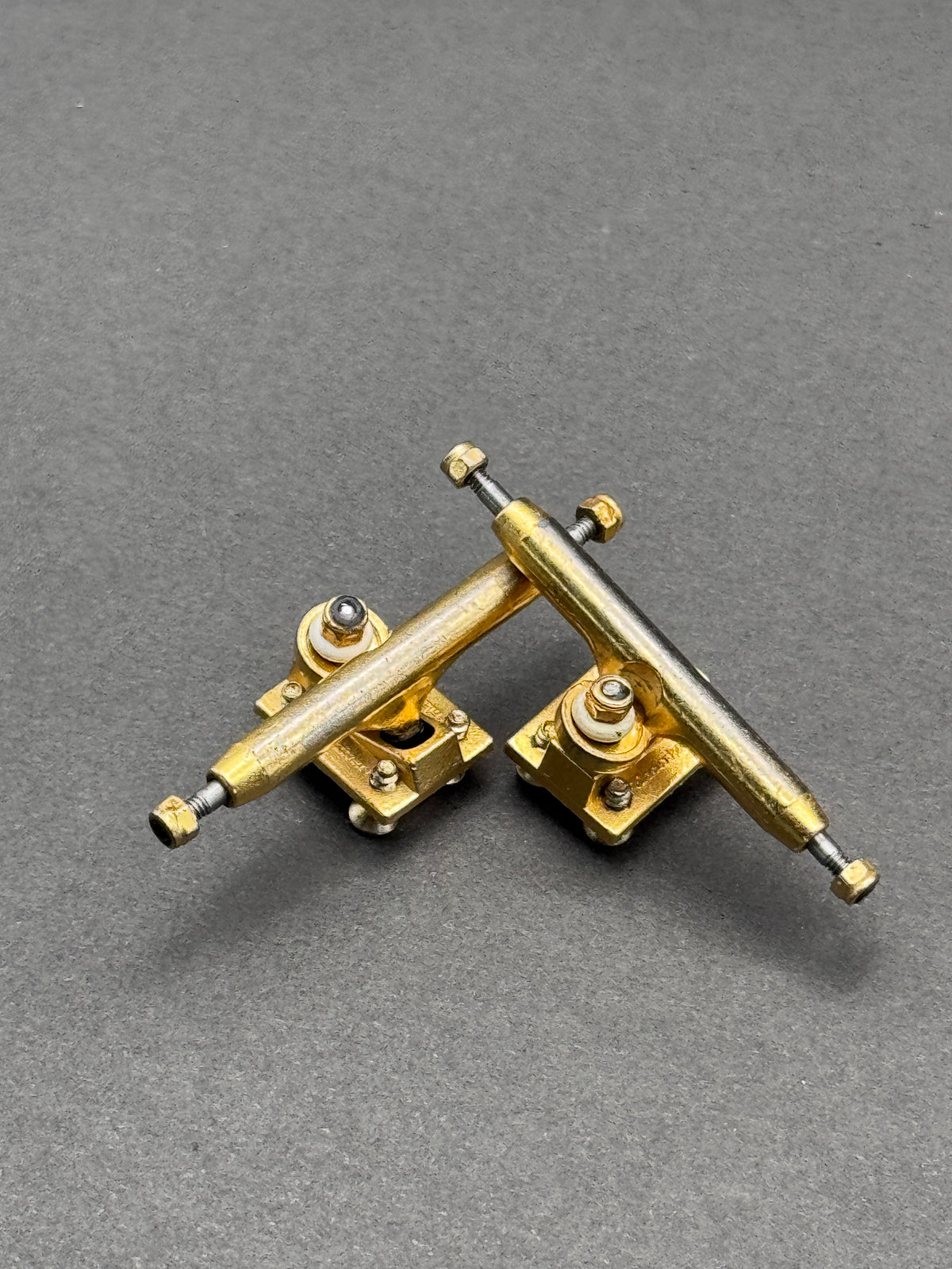 BRT 2.0 34mm gold trucks