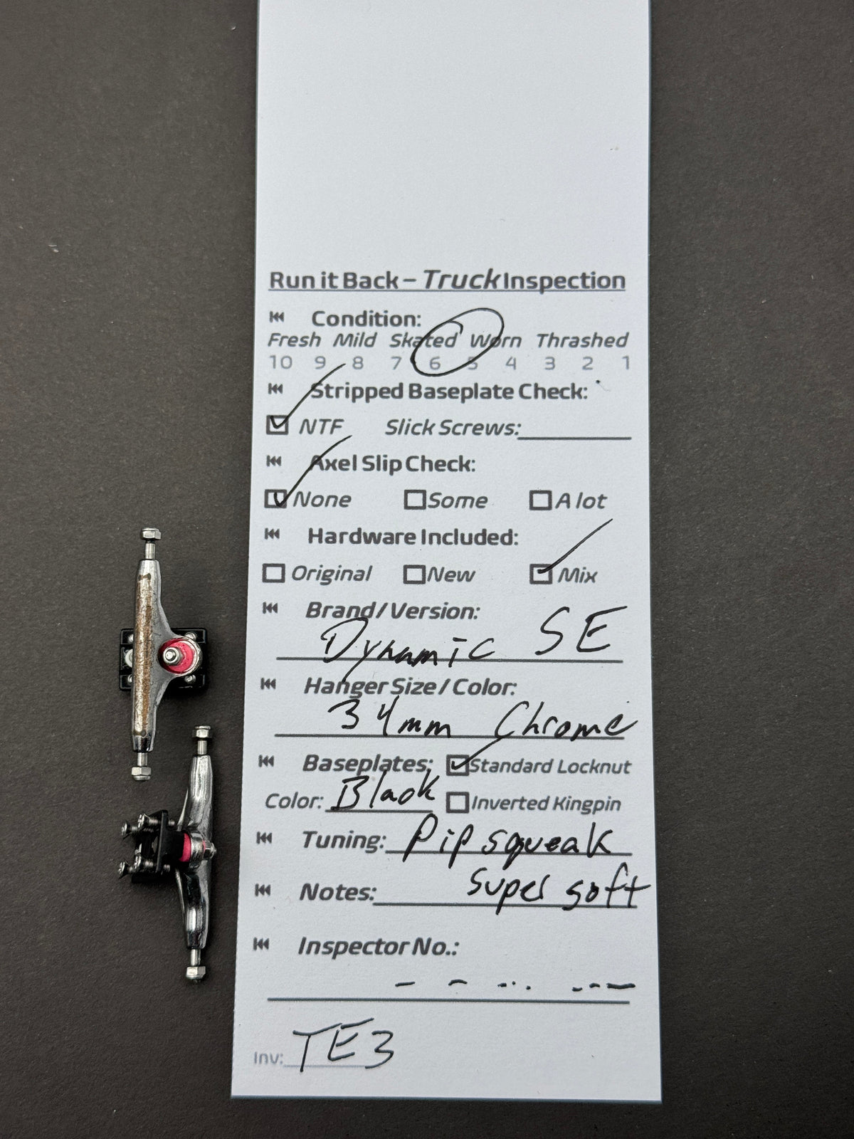 Vanti SE 34mm Chrome / Black trucks inspection card