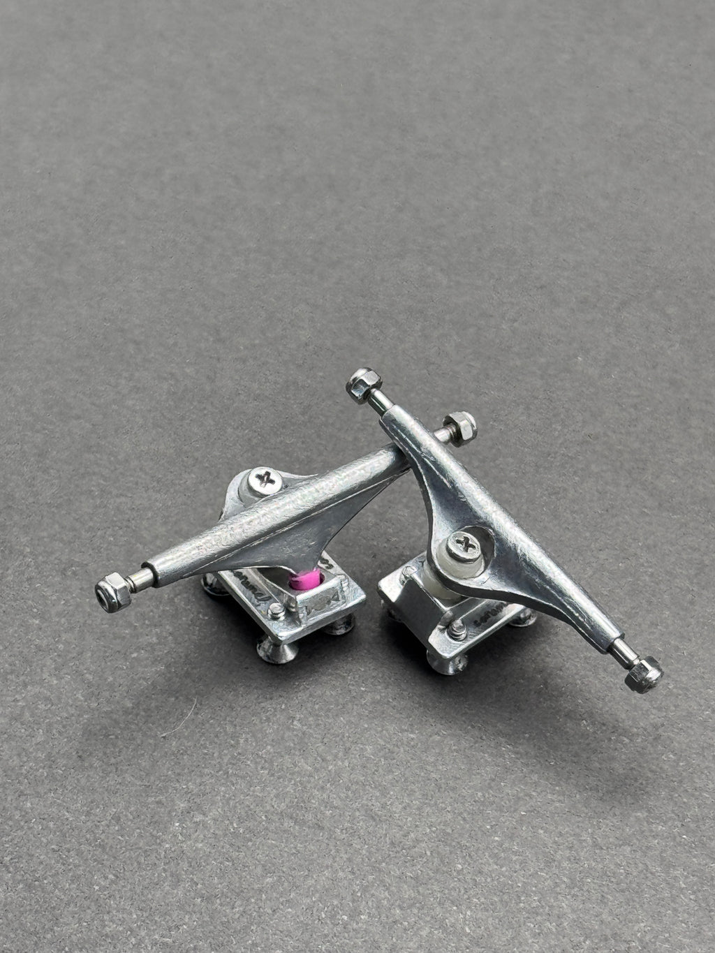 Caramel C3 33mm Raw / Aluminum trucks