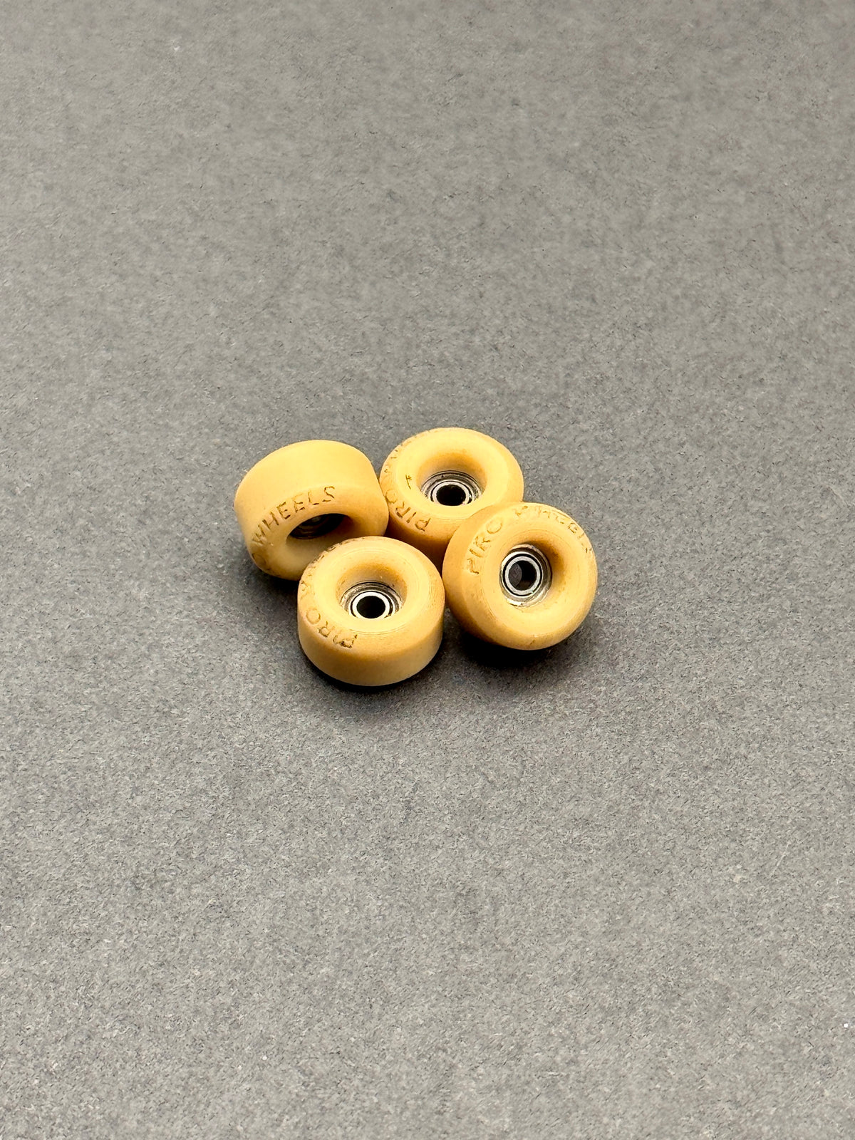 Pipsqueak Performance Tan wheels
