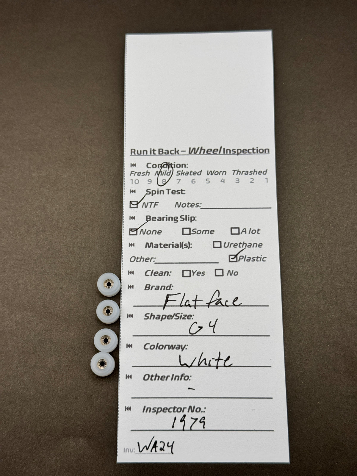 FlatFace C4 White inspection card