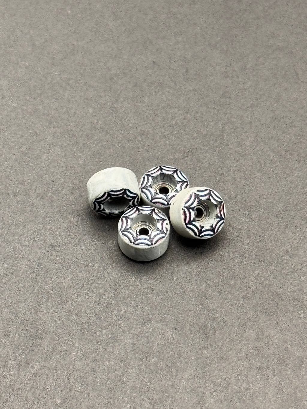 H Pills Street White Grey Swirl wheels