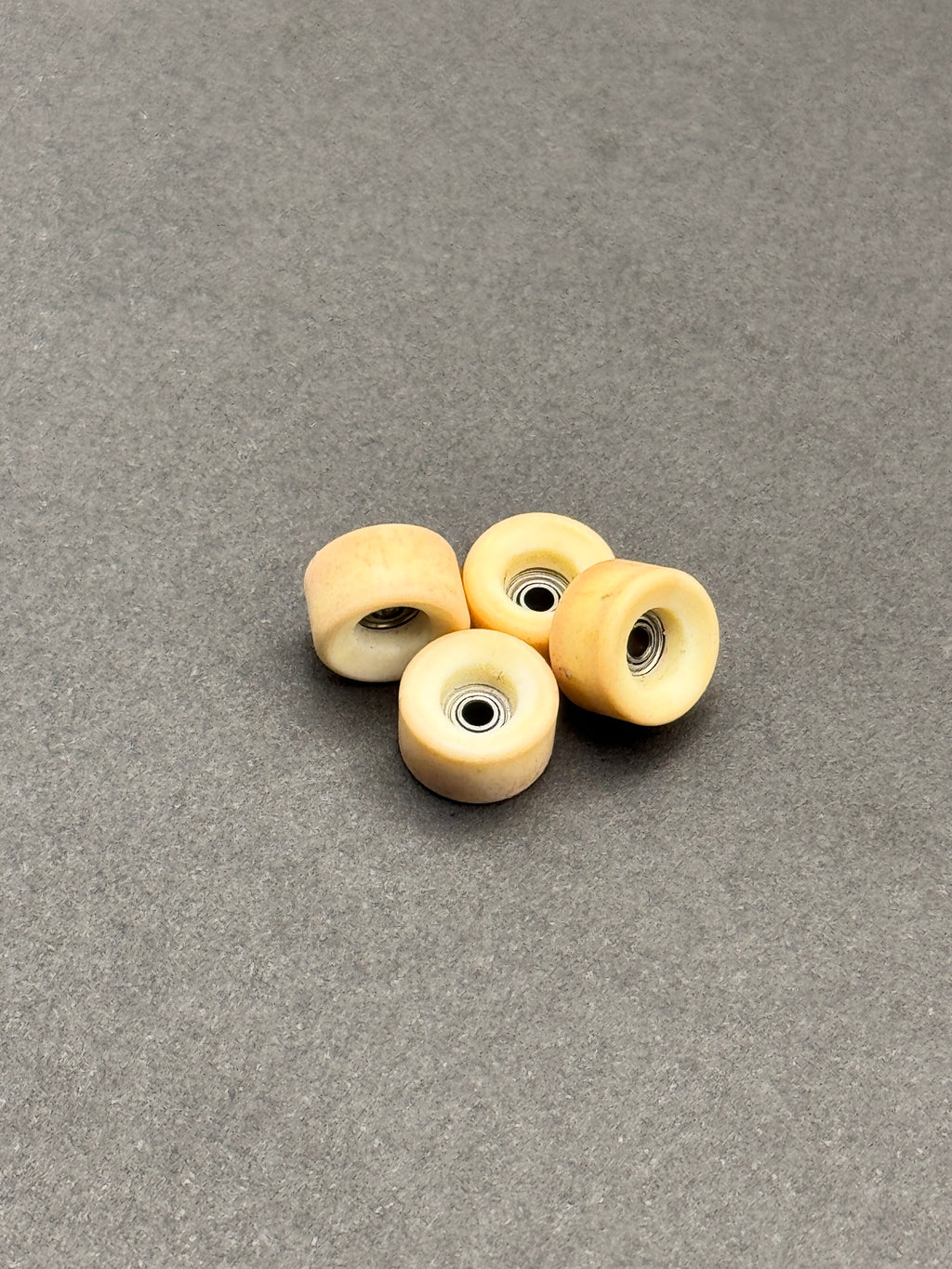 Bloob 79s Translucent Green wheels