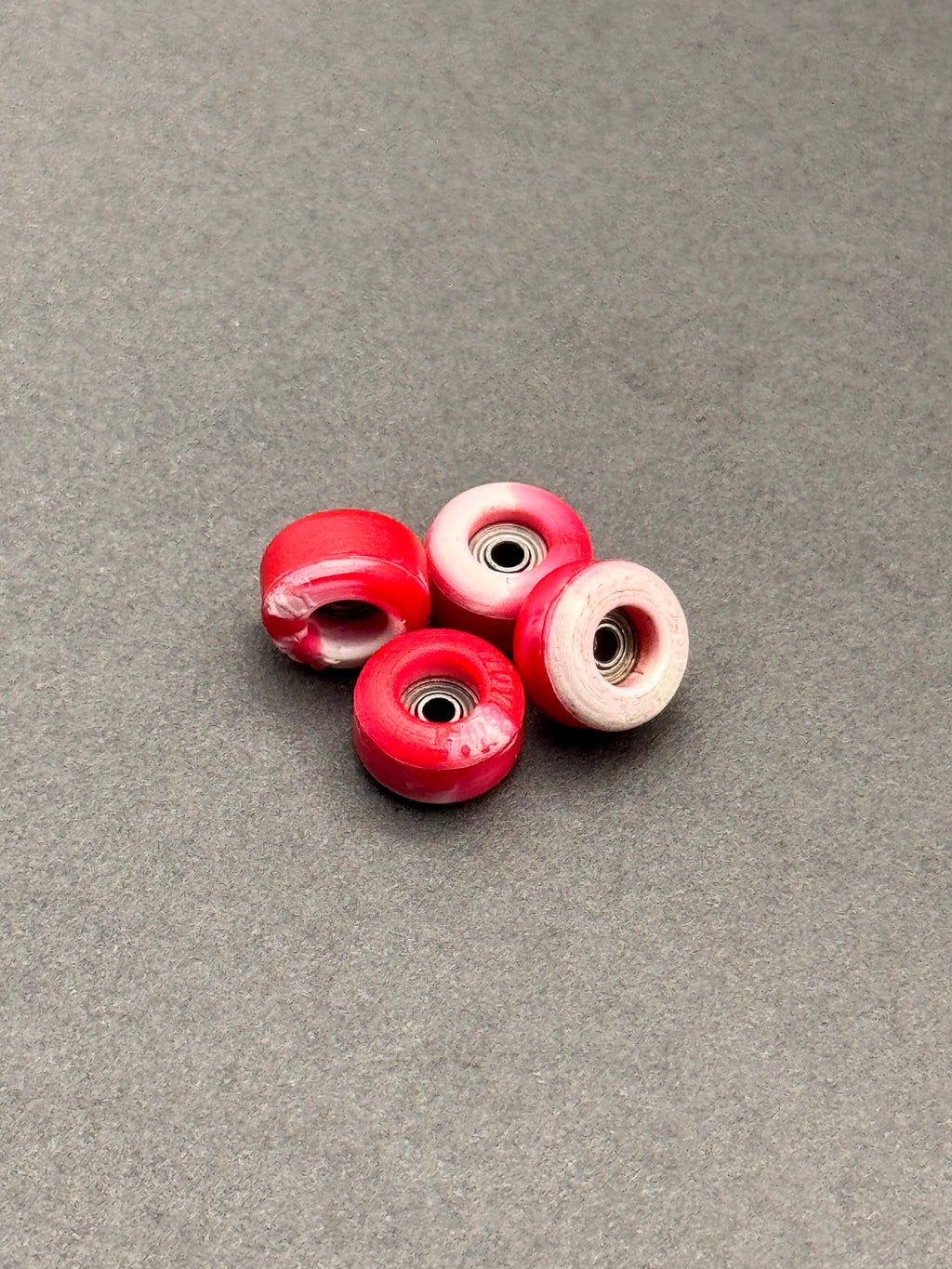 Joycult 3.0 Classic Red/White Swirl wheels