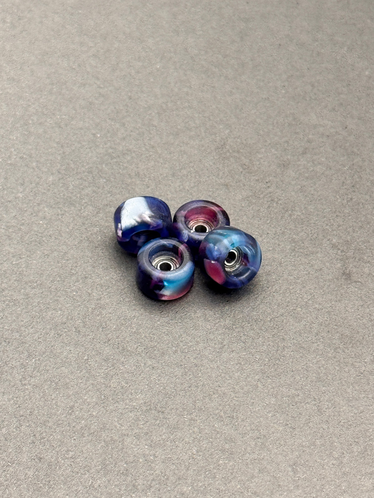 Obsius Street Crazy Swirl wheels